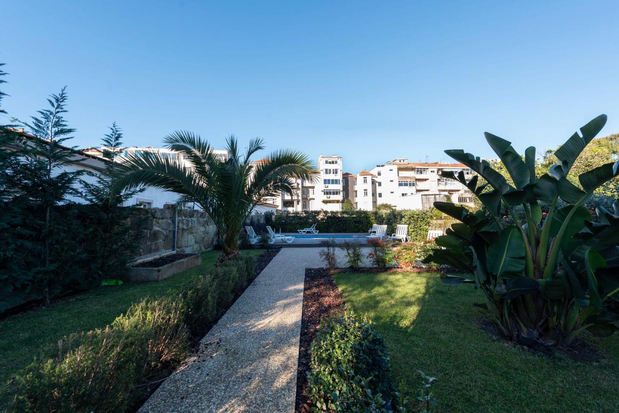 Exotic Flat With Shared Pool & Garden Apartamento *