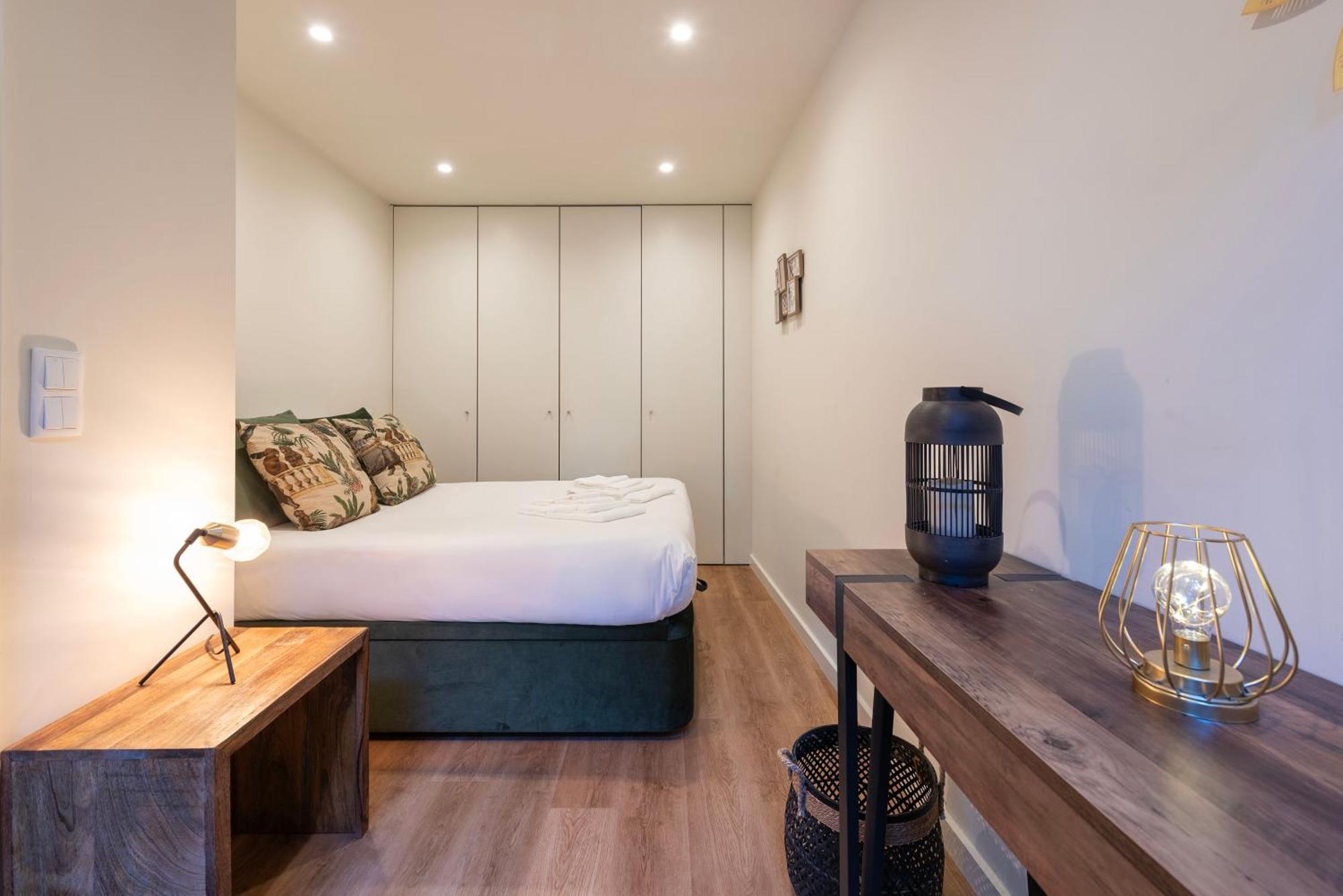 Exotic Flat With Shared Pool & Garden