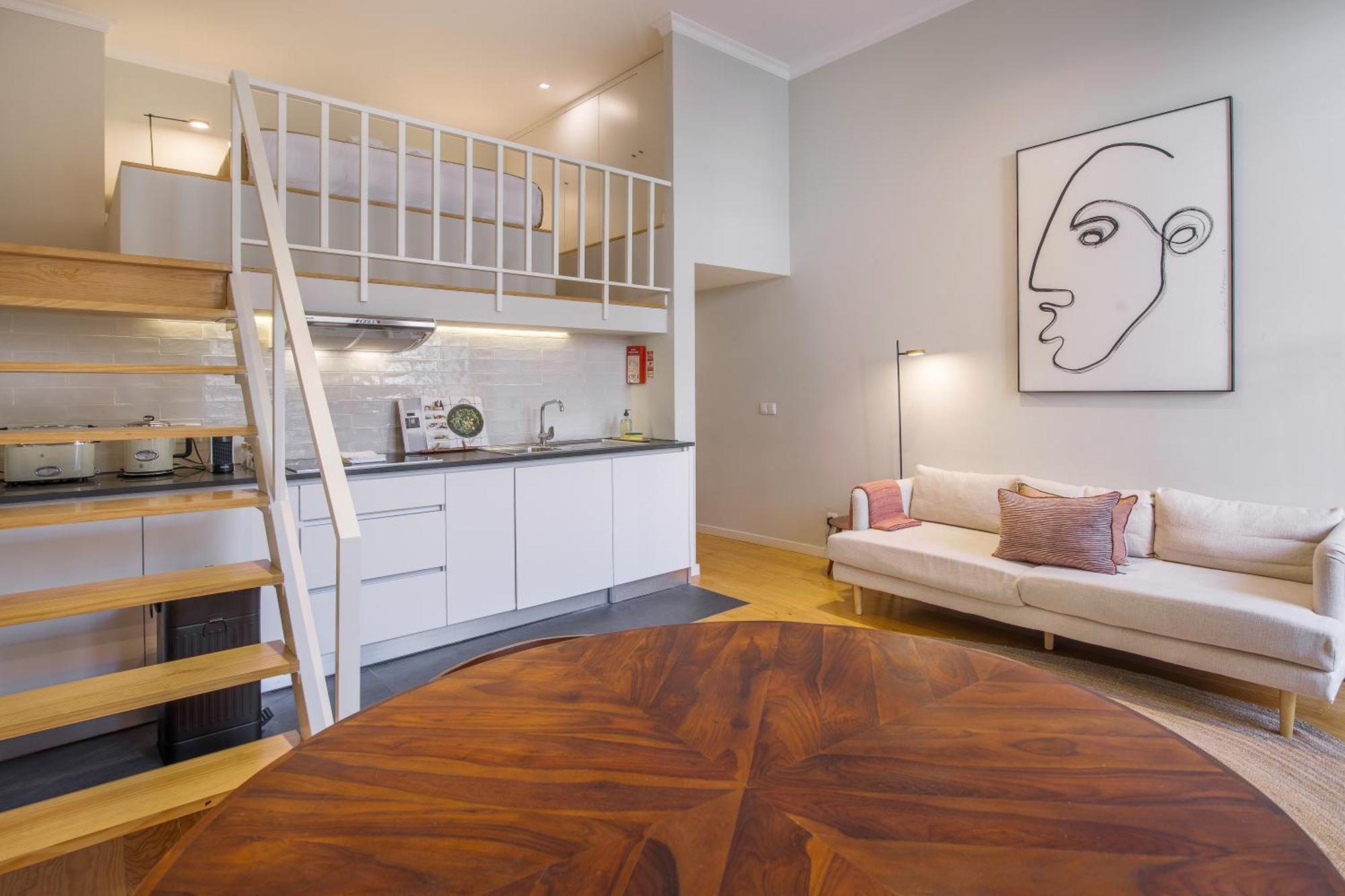 Almada 151 Apartamento