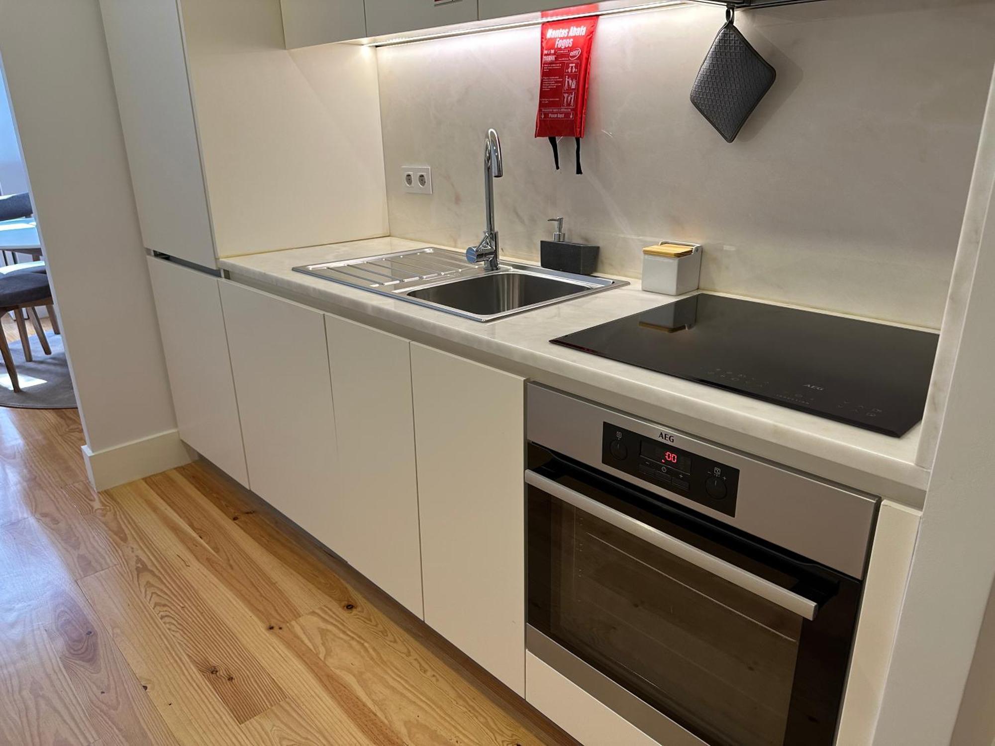 Sm Apartment *