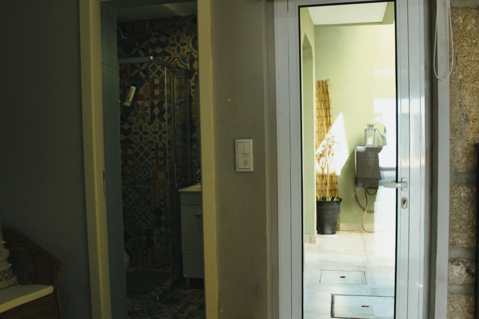 Quiet Room&garage In Gasthuis Porto