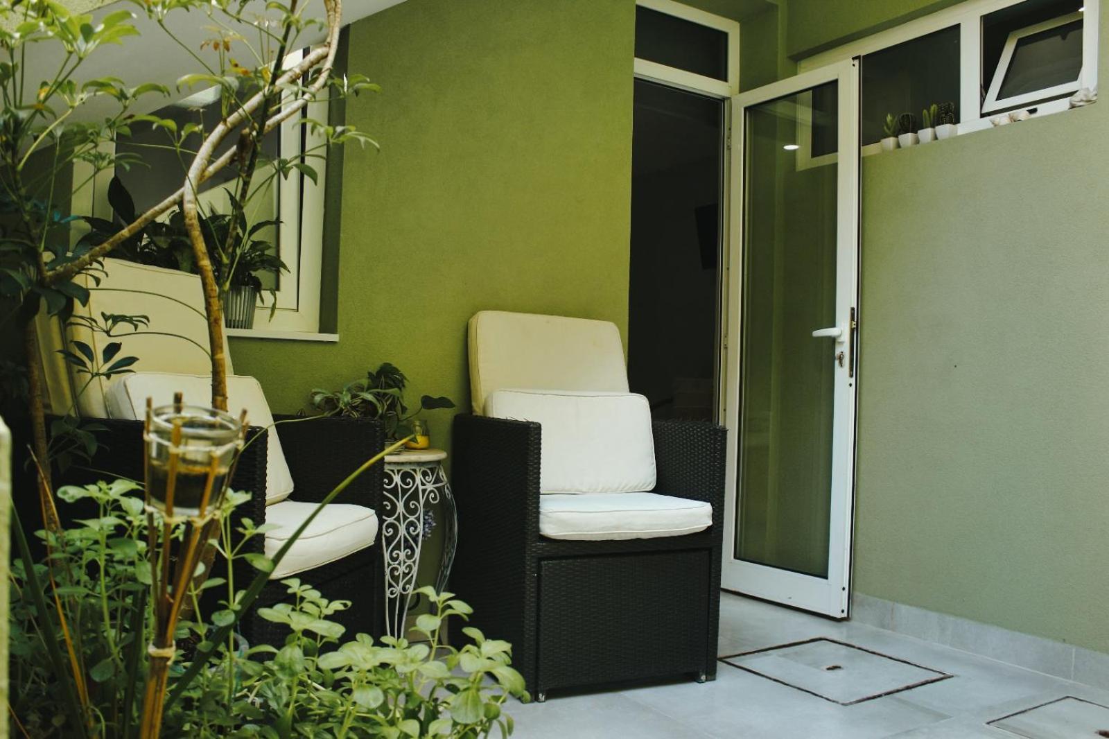 Quiet Room&garage In