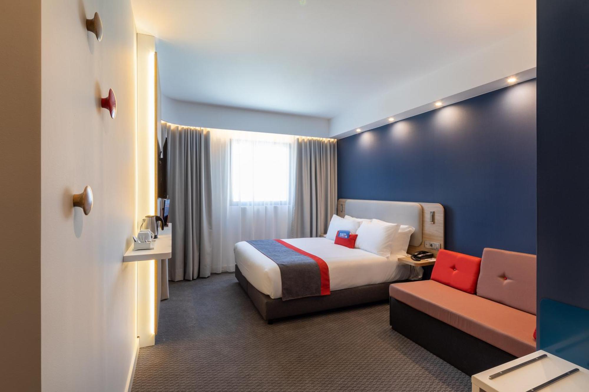 Hotel Express Centre By Ihg Porto