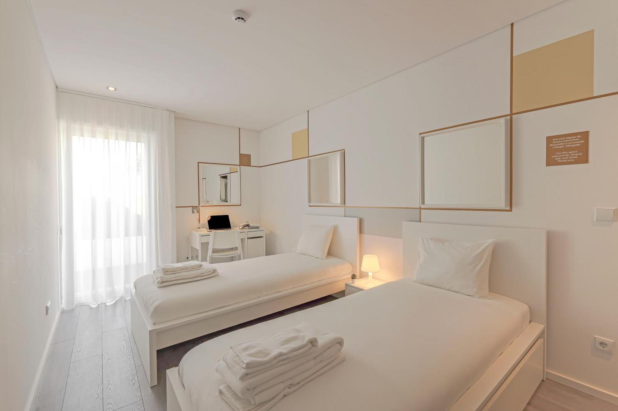 Uporto House *