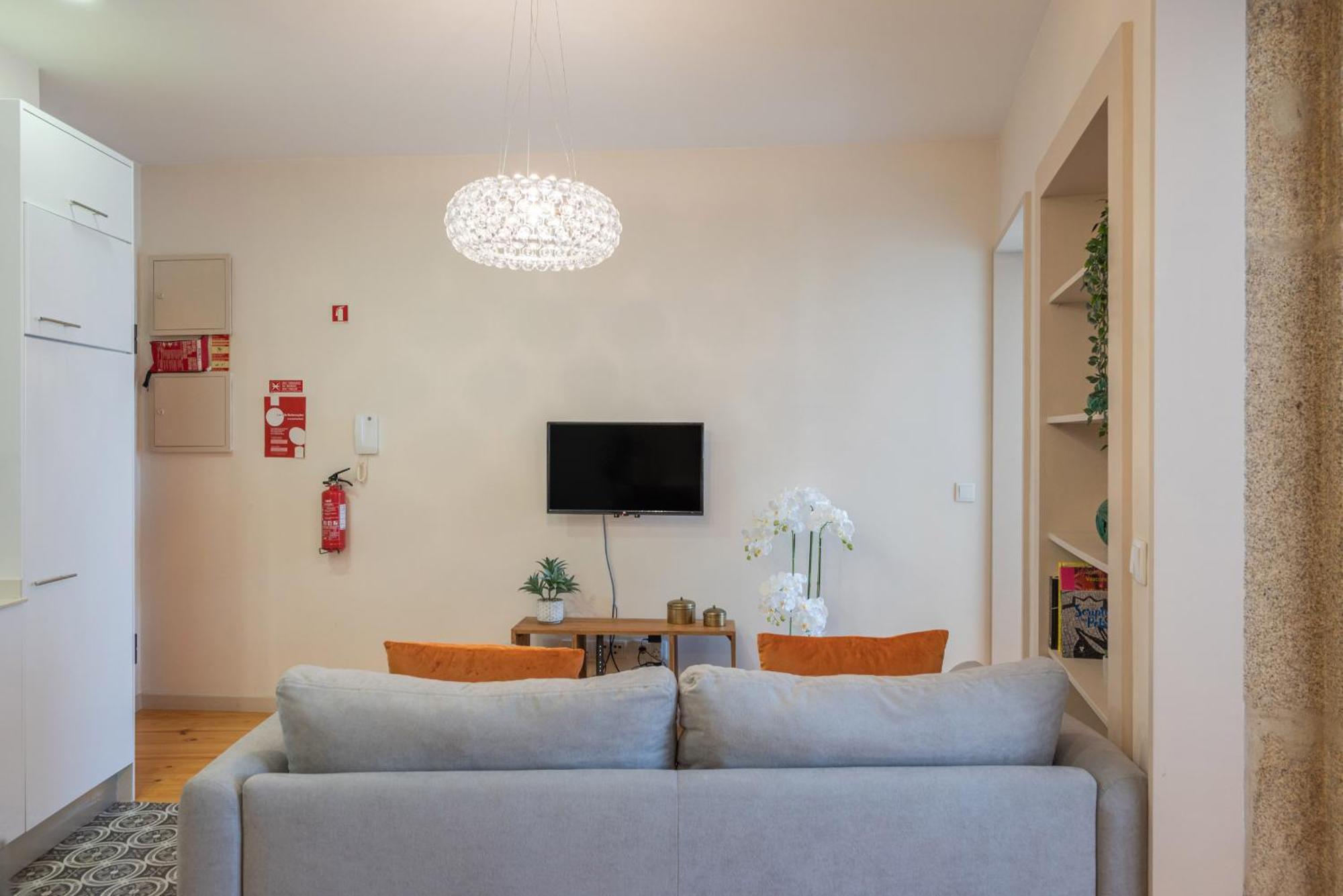 Lovely Charm House Downtown Near Metro With Ac Apartment *