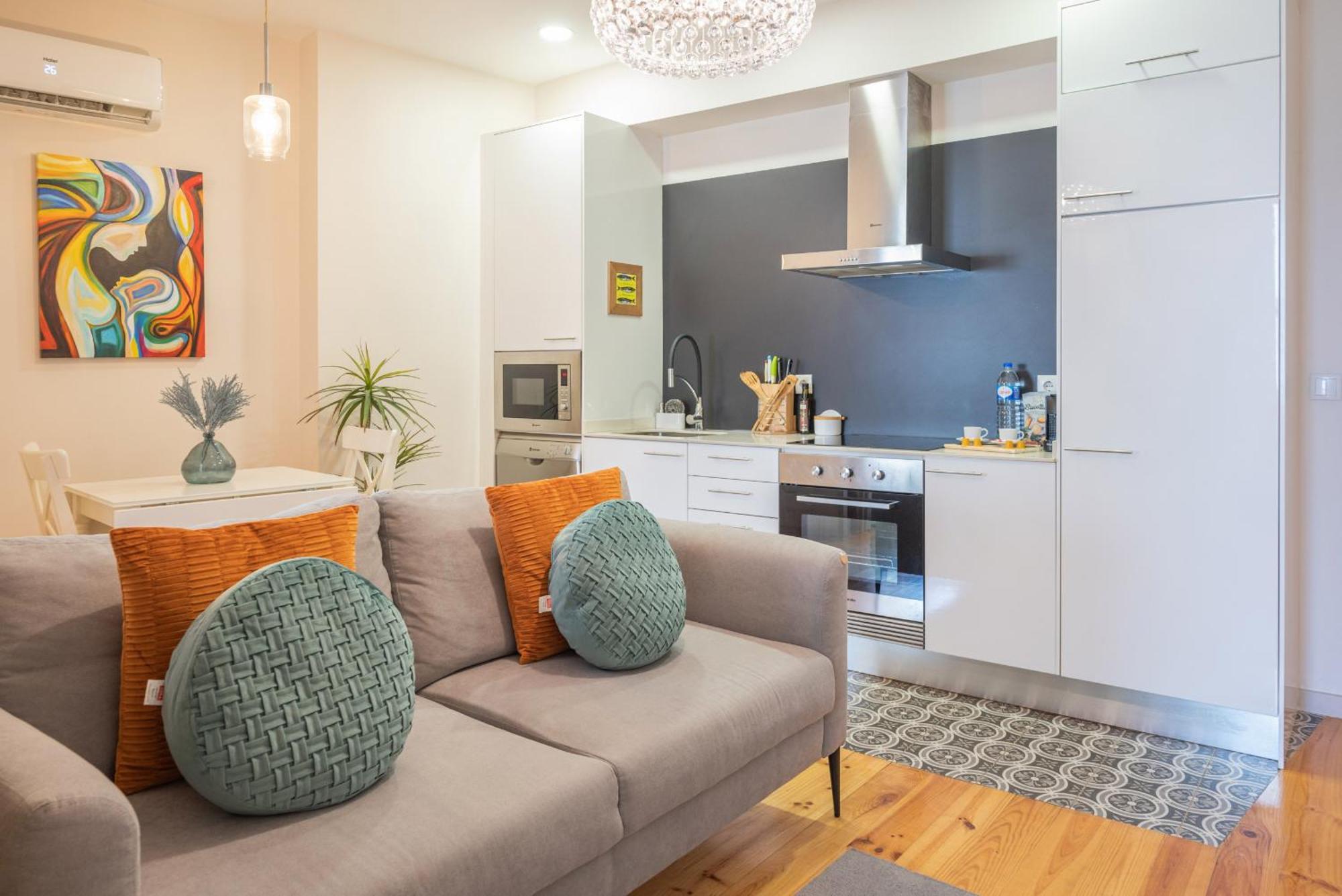 Apartment Lovely Charm House Downtown Near Metro With Ac *