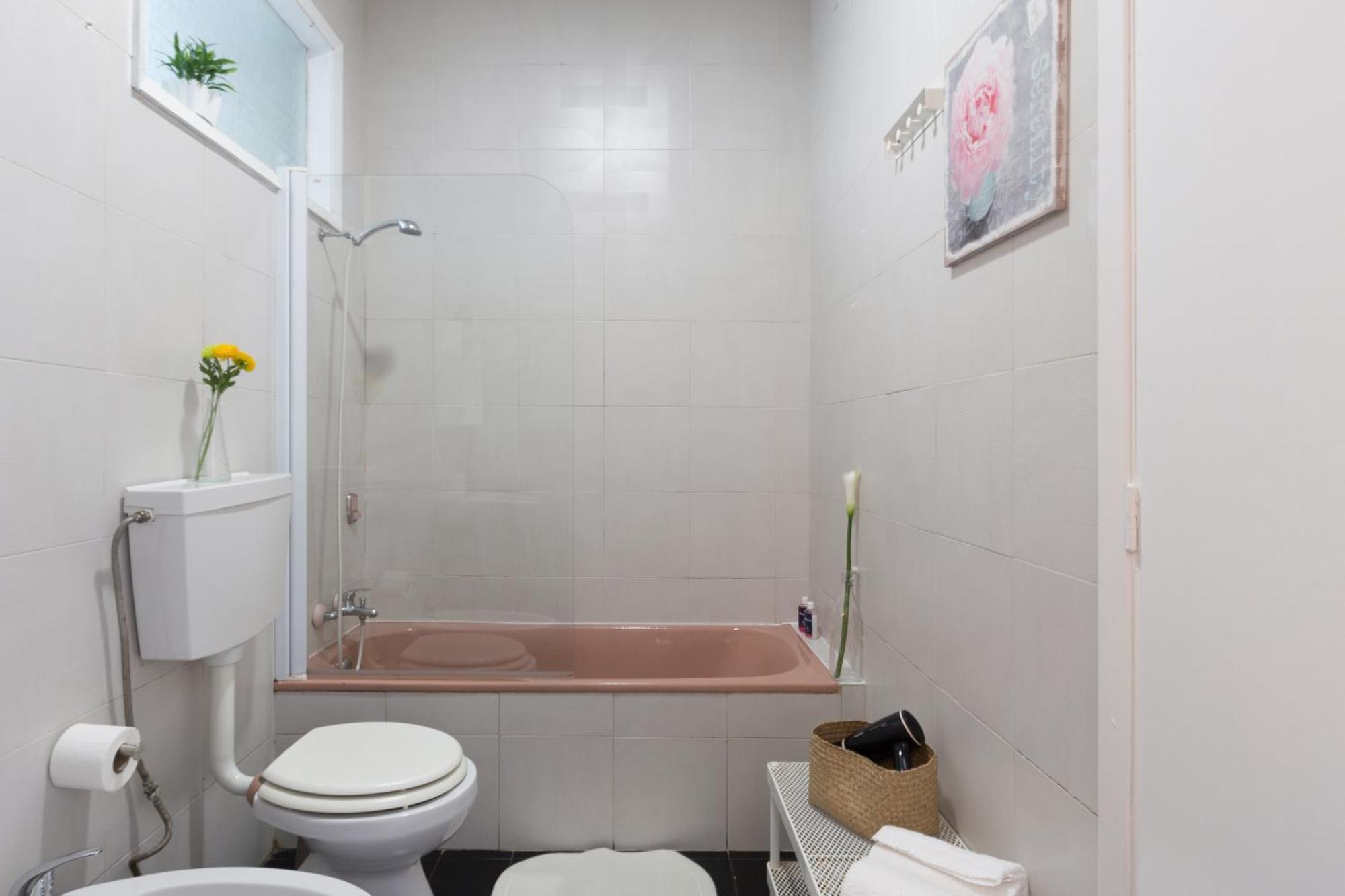 Host Wise - Large Flat W Terrace - Ace Location At Aliados Porto