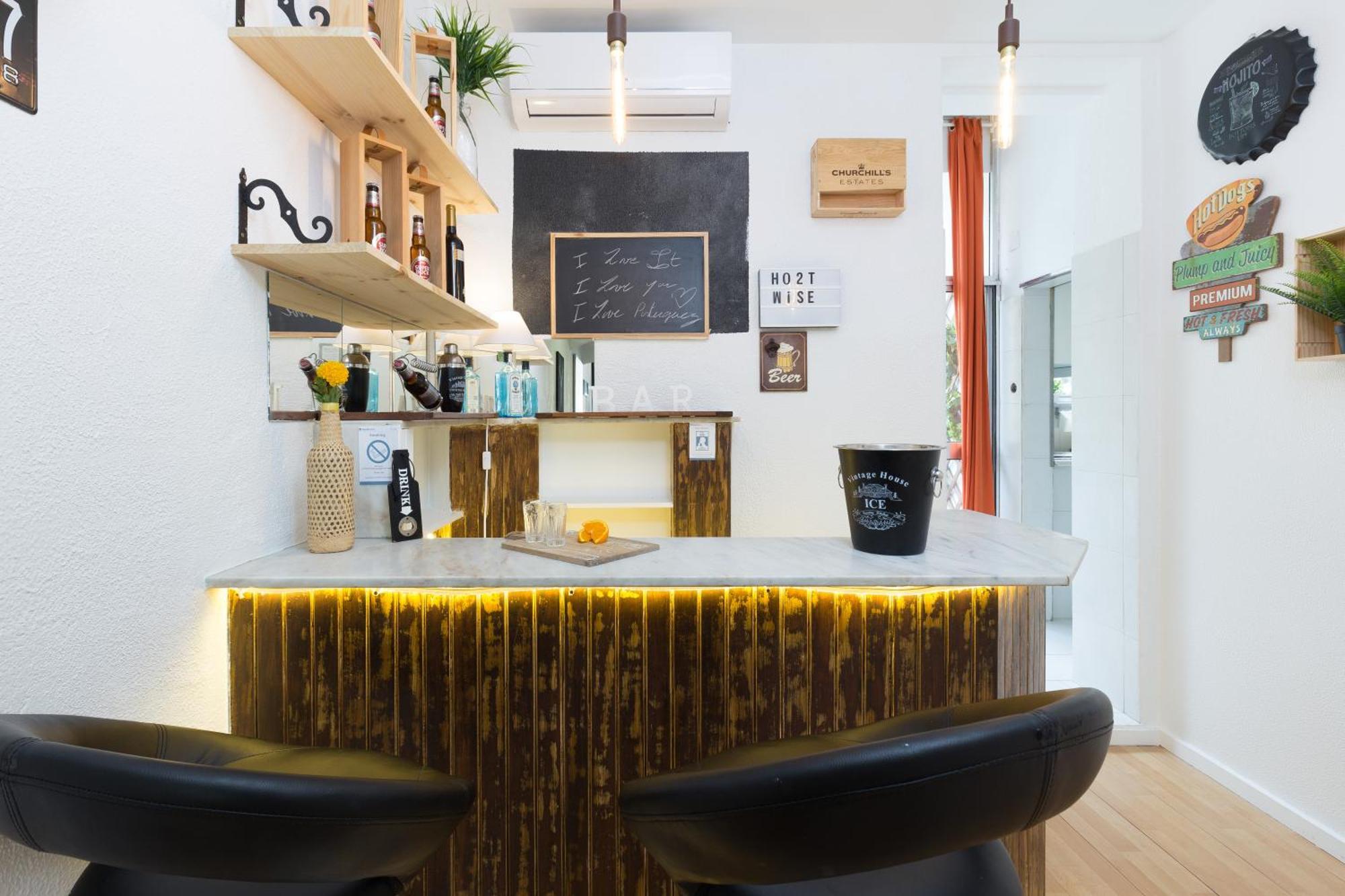 Host Wise - Large Flat W Terrace - Ace Location At Aliados Apartamento *
