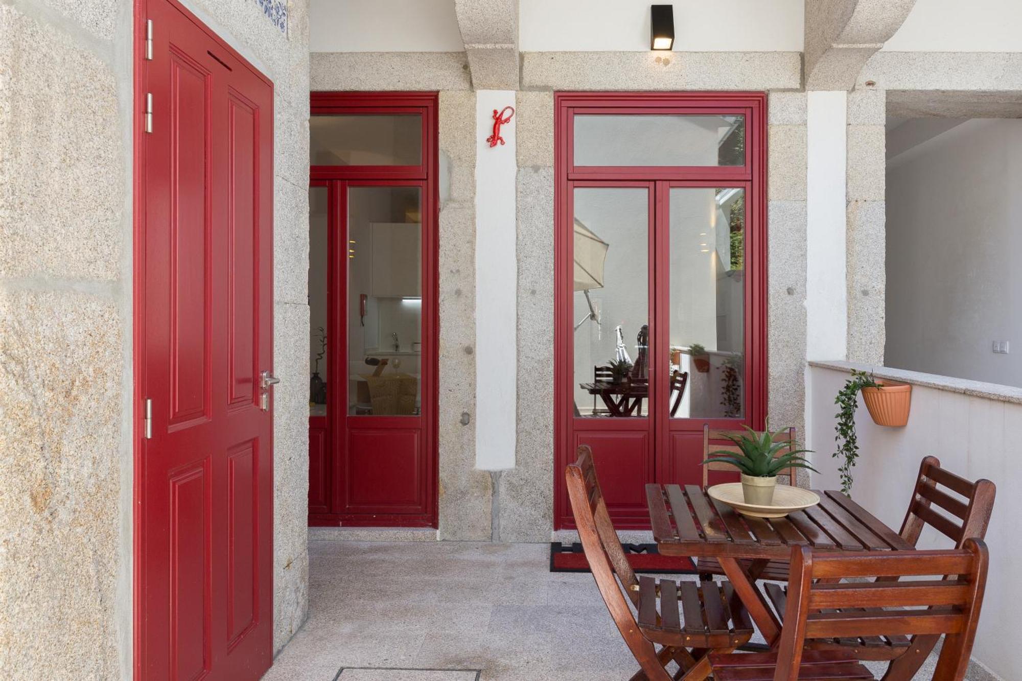 Apartment Spacious Bright Flat W/ Terrace By Host Wise Porto