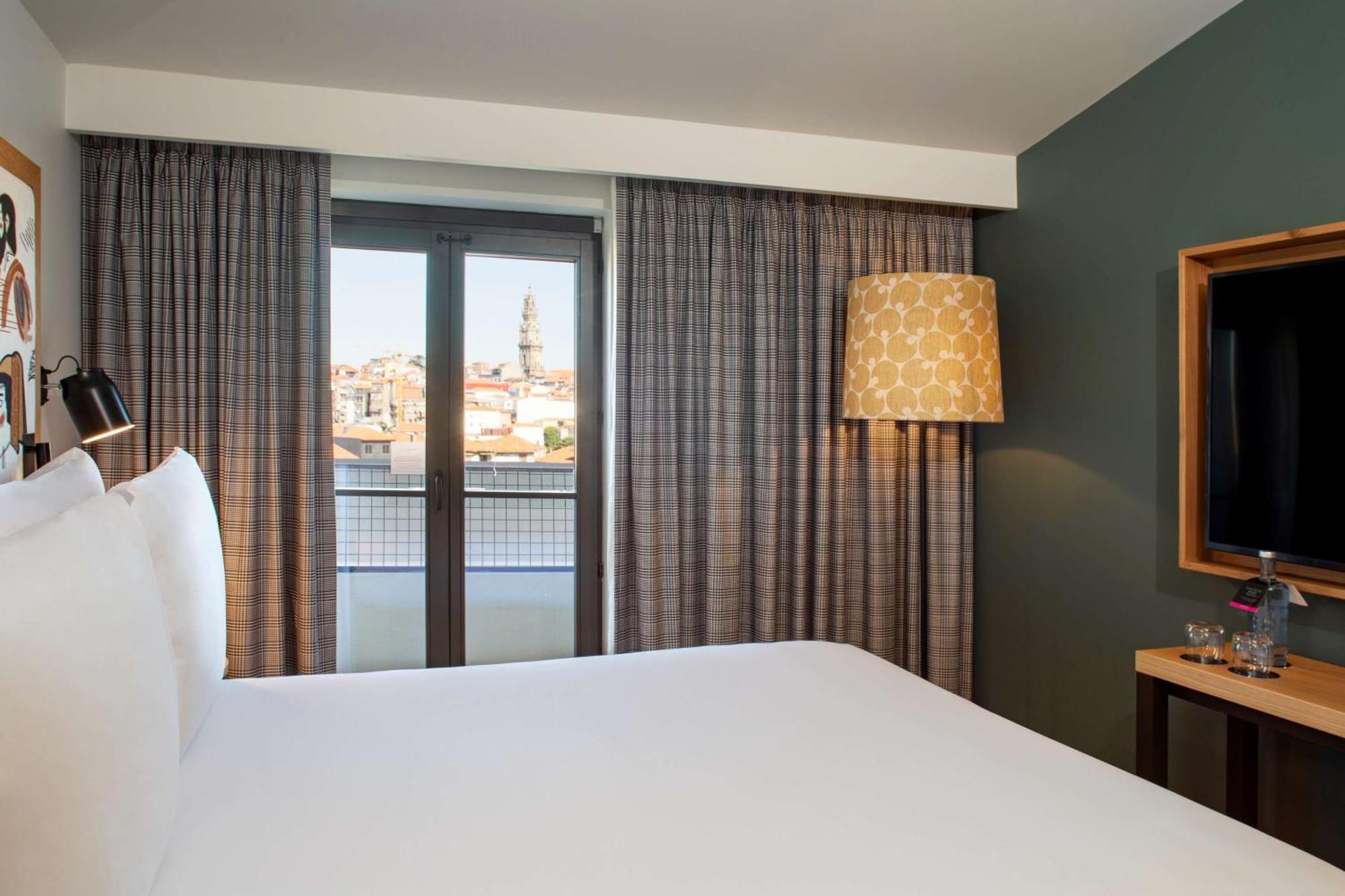 Hotel Se Catedral Porto, Tapestry Collection By Hilton Porto