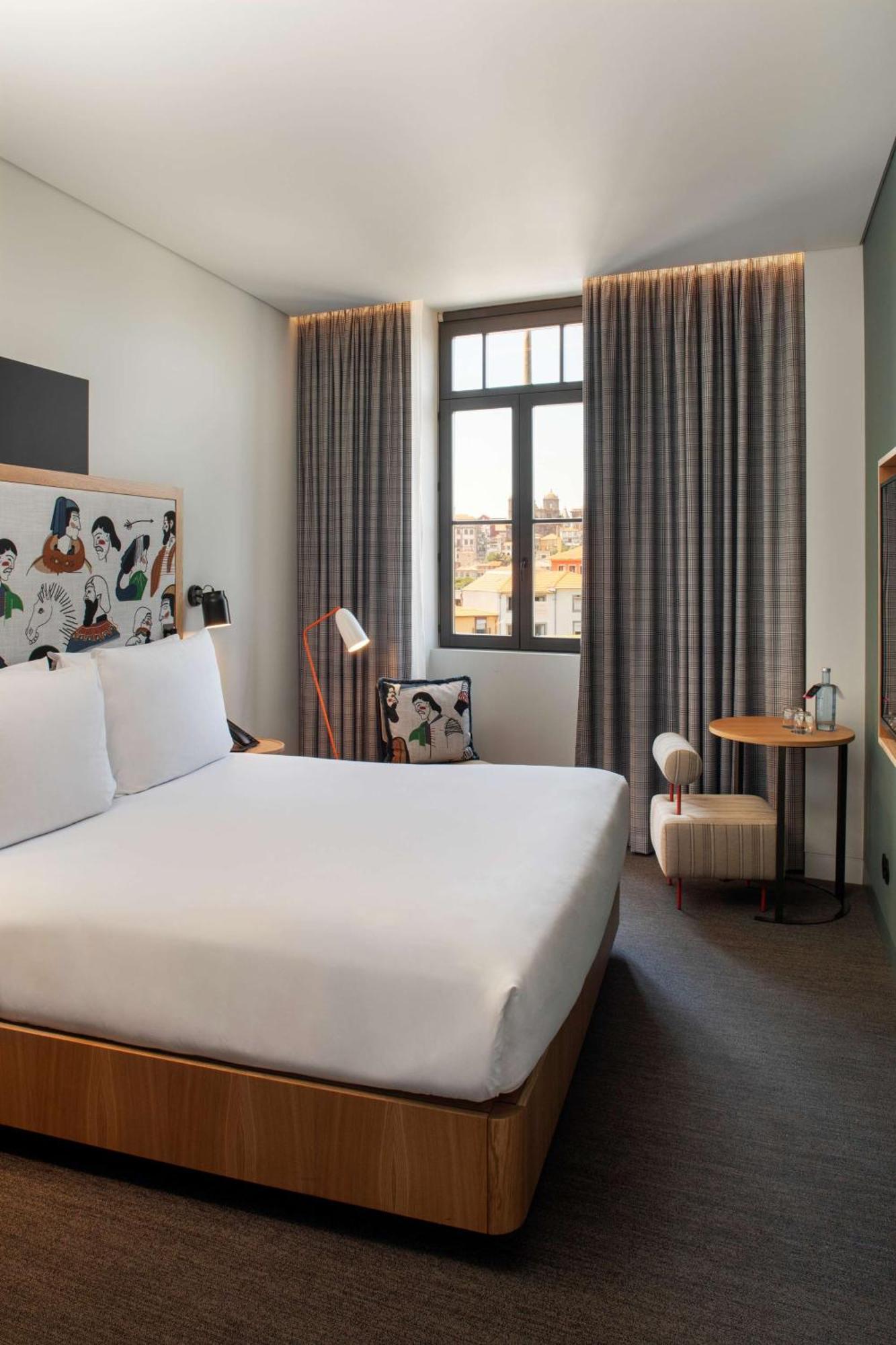 Se Catedral Porto, Tapestry Collection By Hilton Hotel Porto