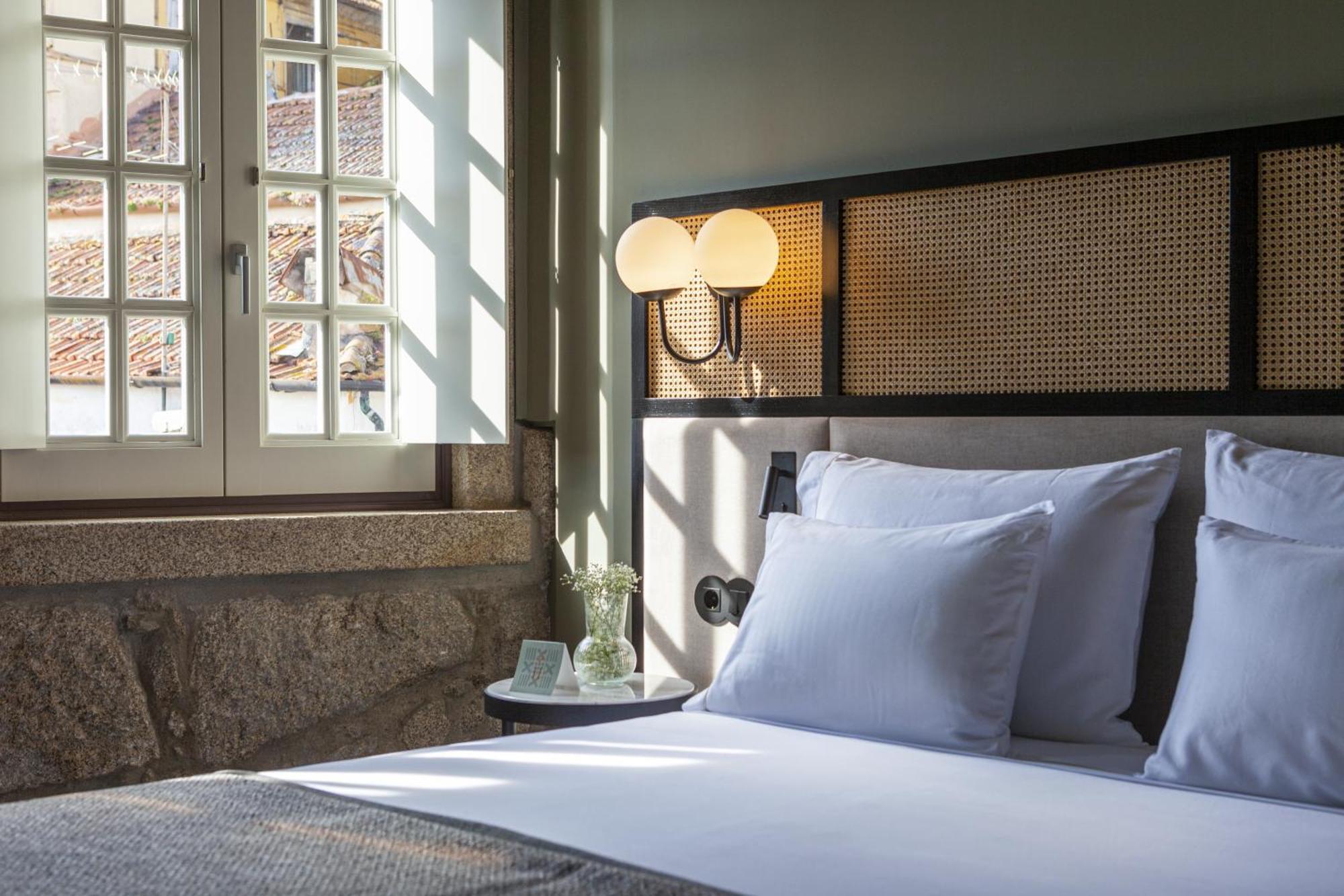 Timbre Virtudes Hotel