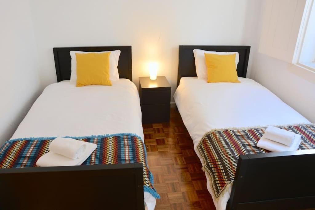 Apartment Feel Ribeira - Riverfront Charm *