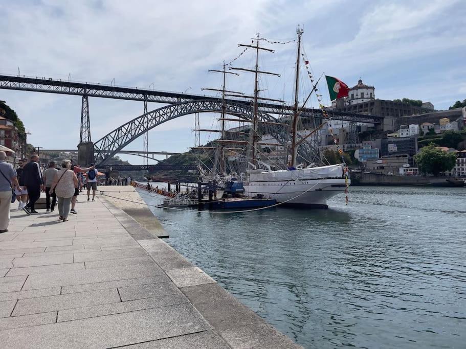 Feel Ribeira - Riverfront Charm *