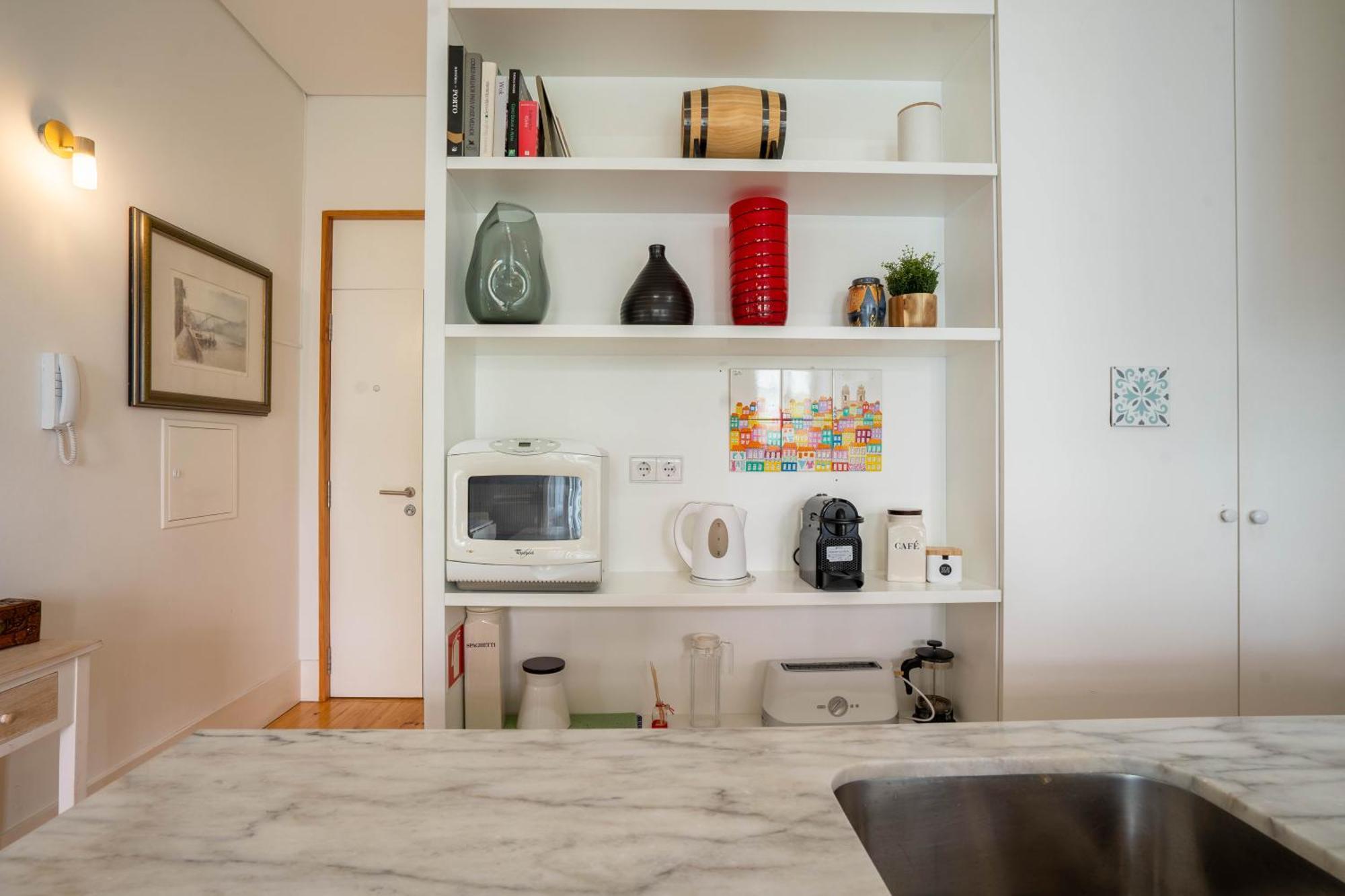 Apartment Living Bohoporto By Lovelystay