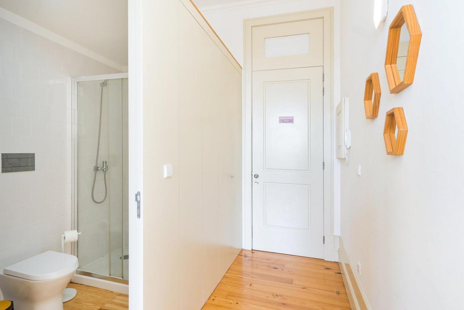 Guestready - Urban Oasis With Private Balcony Apartment *