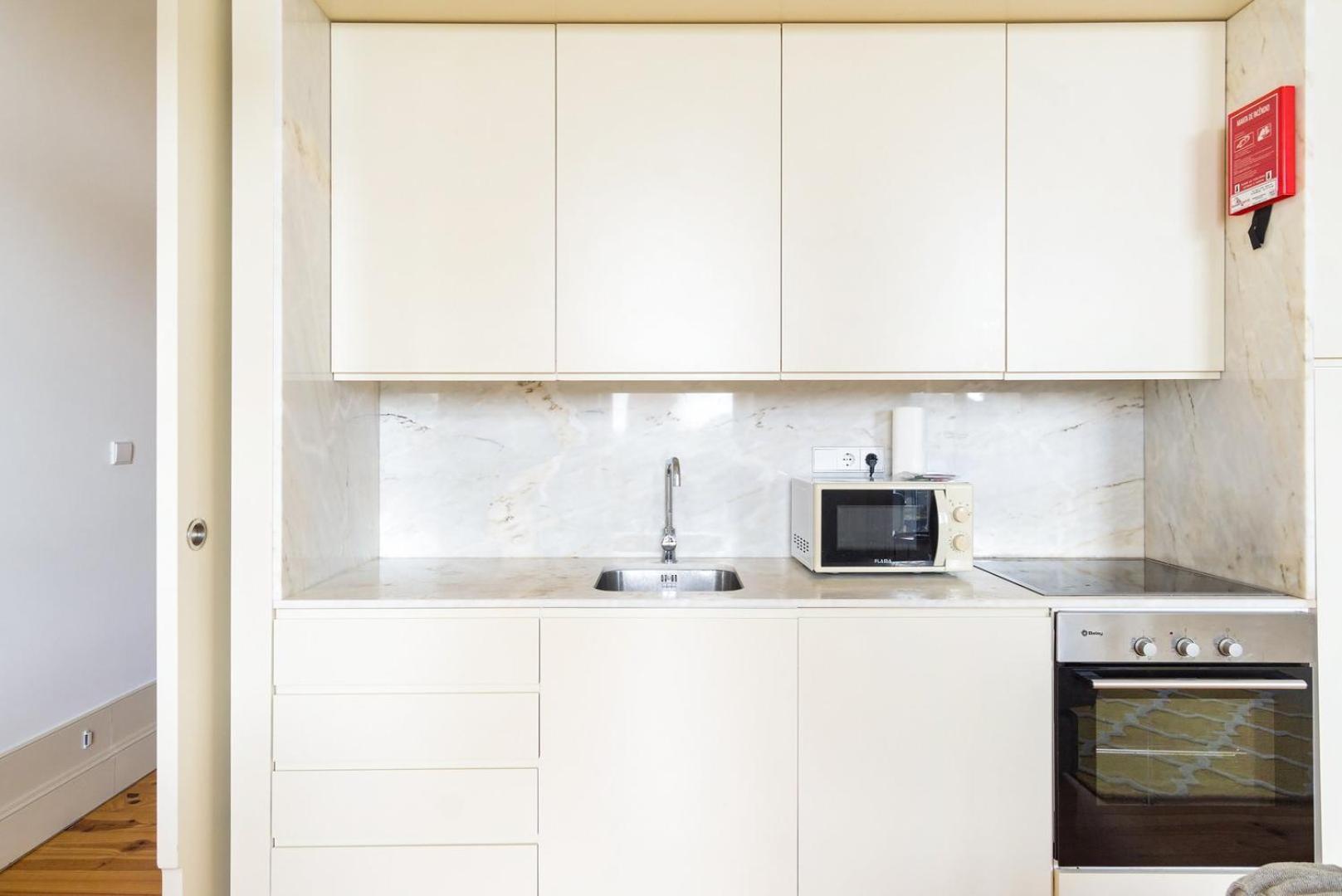 Guestready - Urban Oasis With Private Balcony Apartment *
