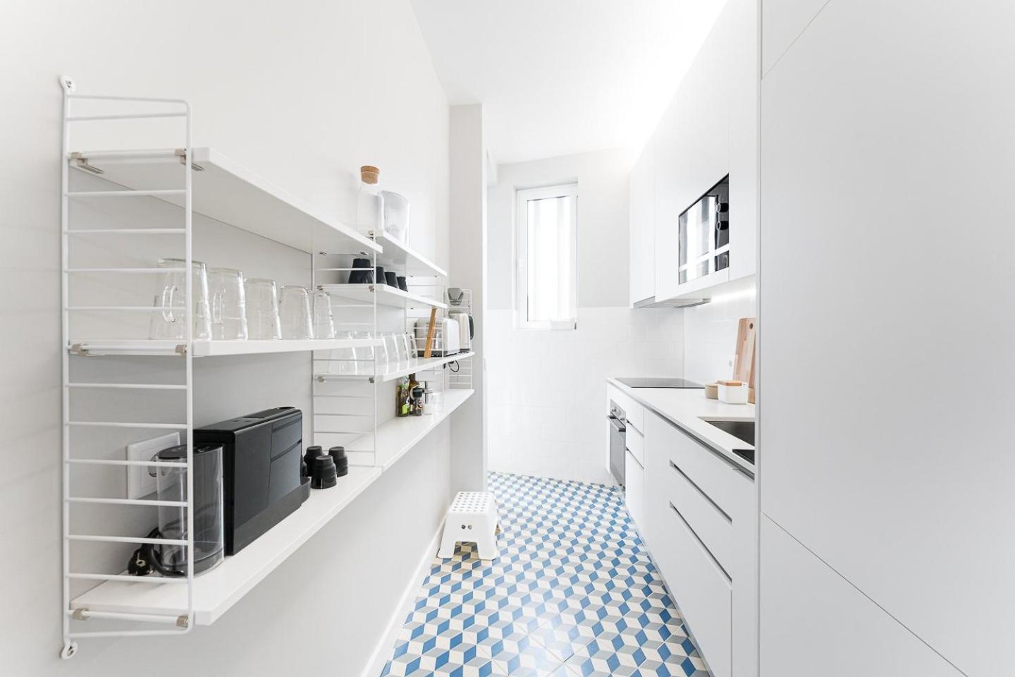 Guestready - Colorful Near Agosto Station Apartment Porto