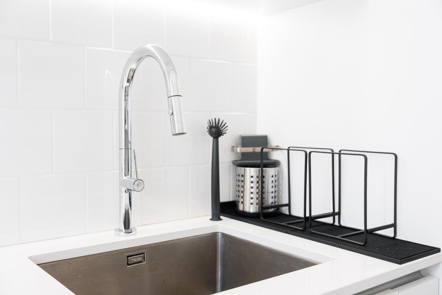 Apartment Guestready - Colorful Near Agosto Station