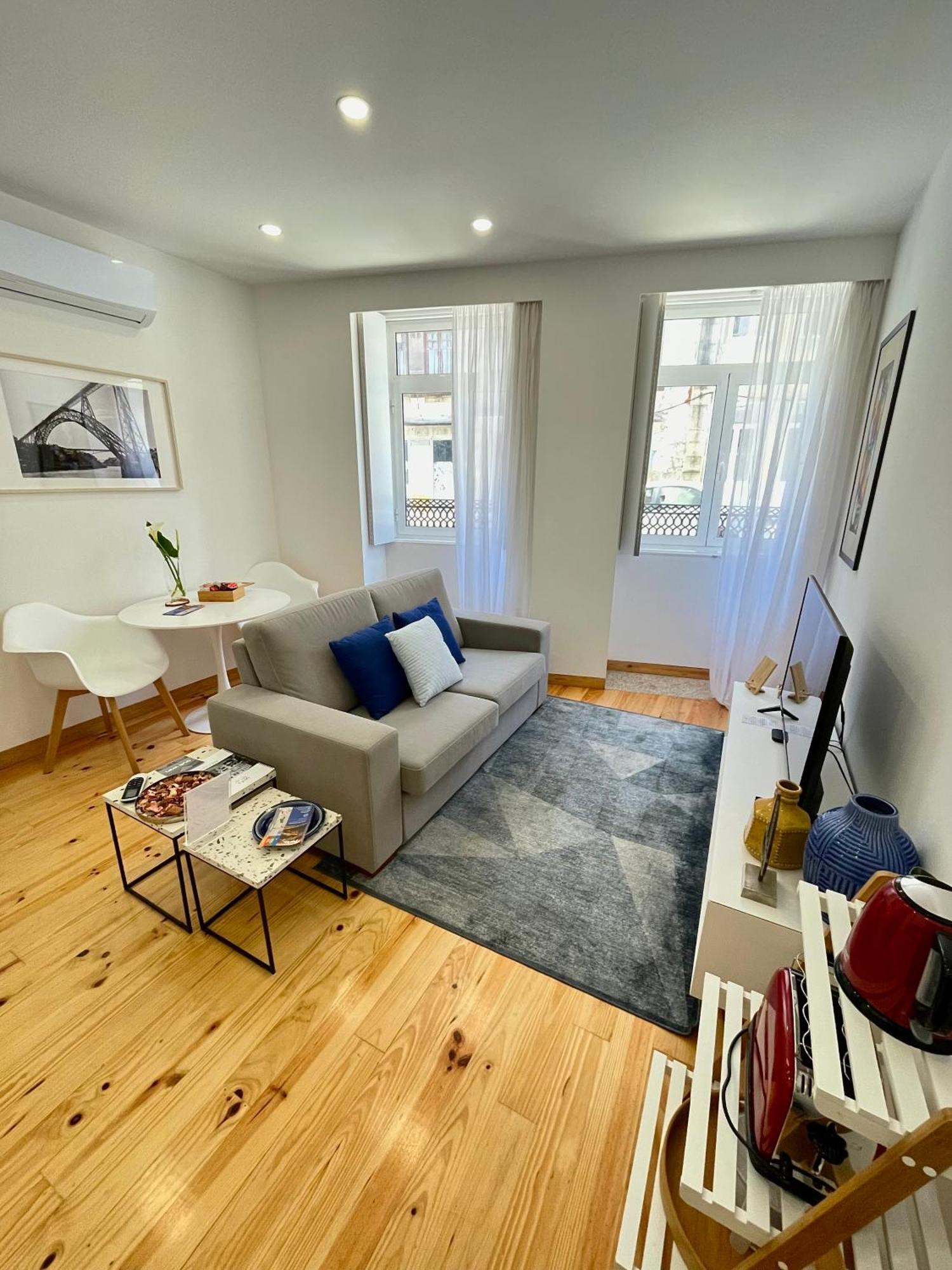 1118 Lofts *