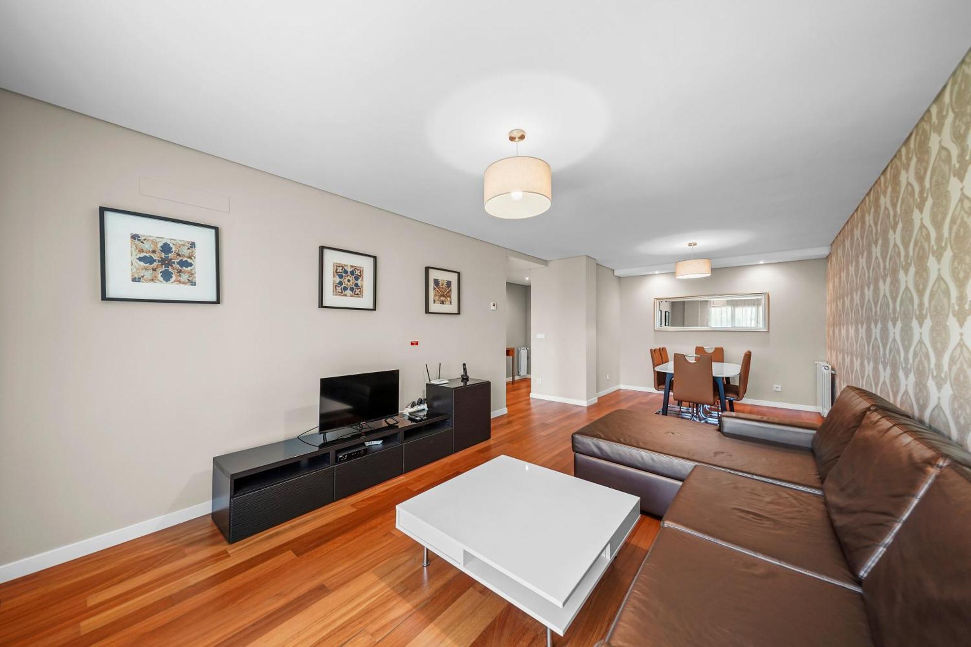 Apartment Bessa Luxury Flat By Amber Star Rent