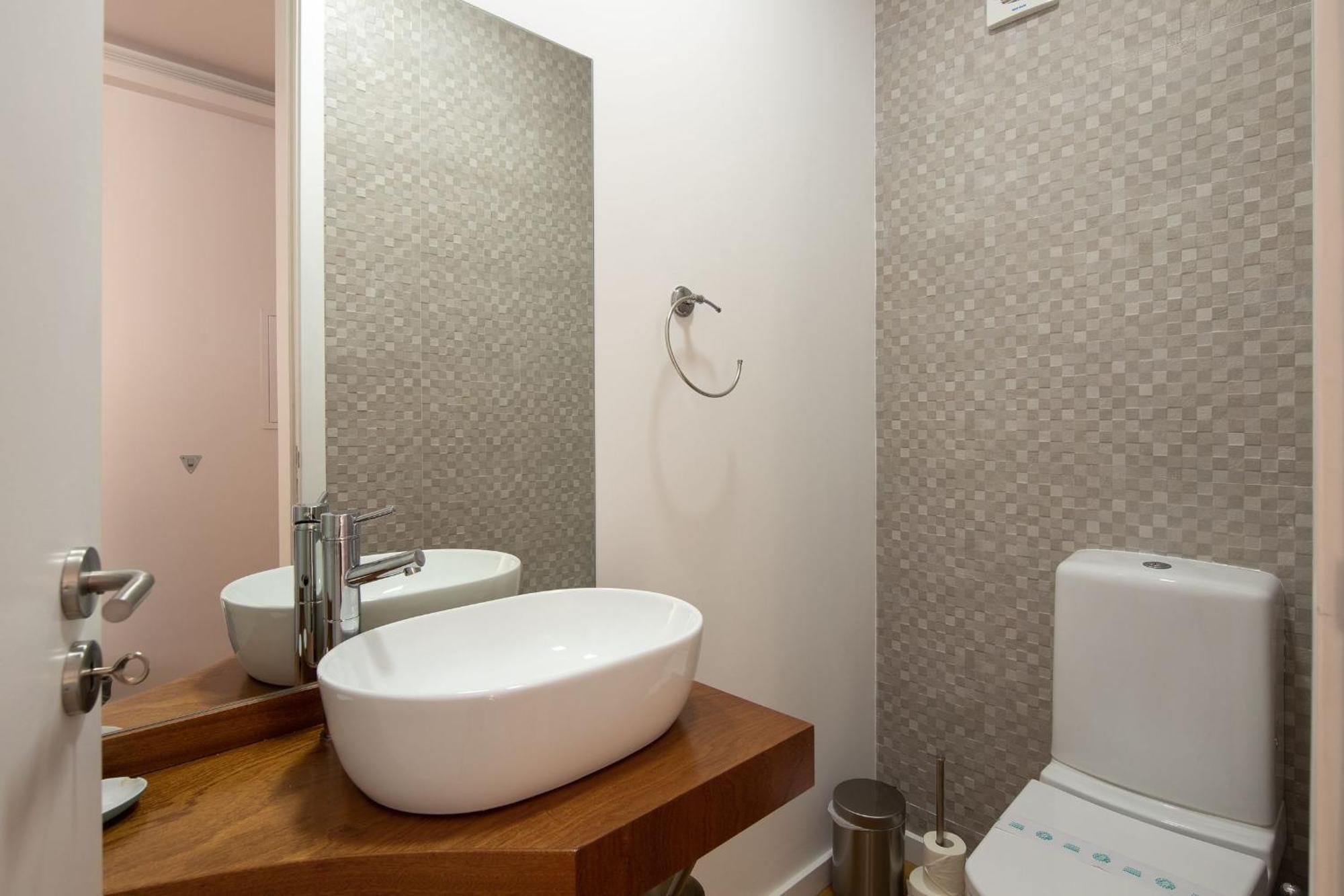 Apartamento Lovelystay - Penthouse Balcony *