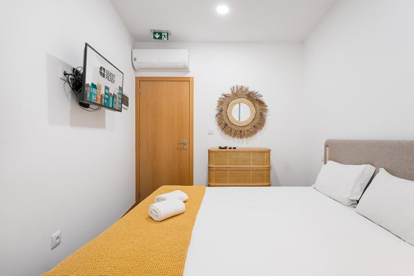 Guestready - Bright Duplex In Downtown * Porto