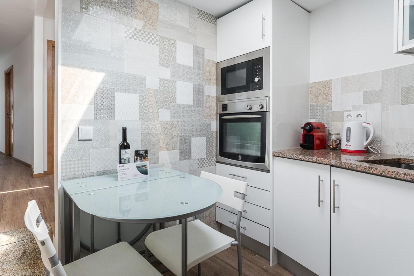 Guest house Guestready - Cosy Nest Near Campo Alegre *