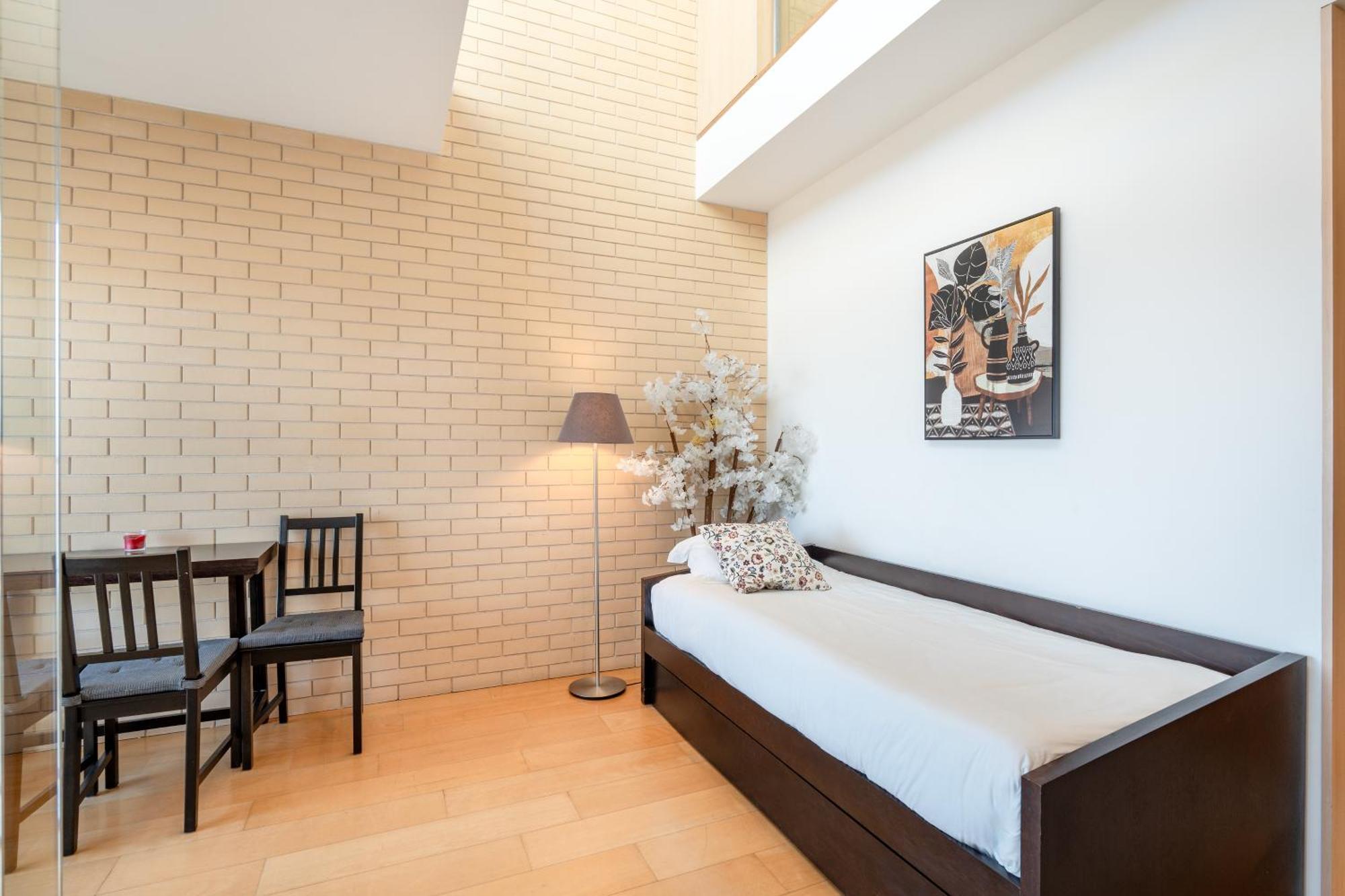 Viva Stadium Apartment