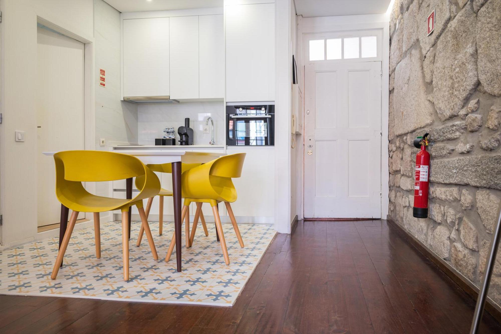 Mercadory Ribeira Apartment Porto