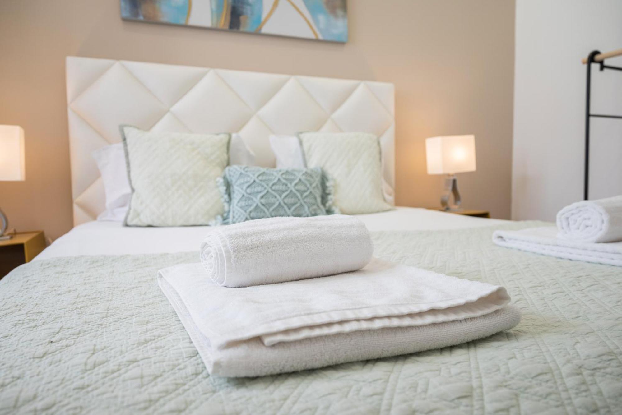 Mercadory Ribeira Apartment *