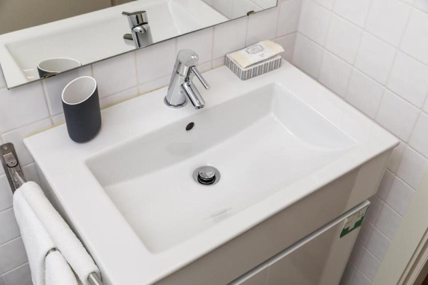 Cute 1-bedroom Next To Douro River Apartment *