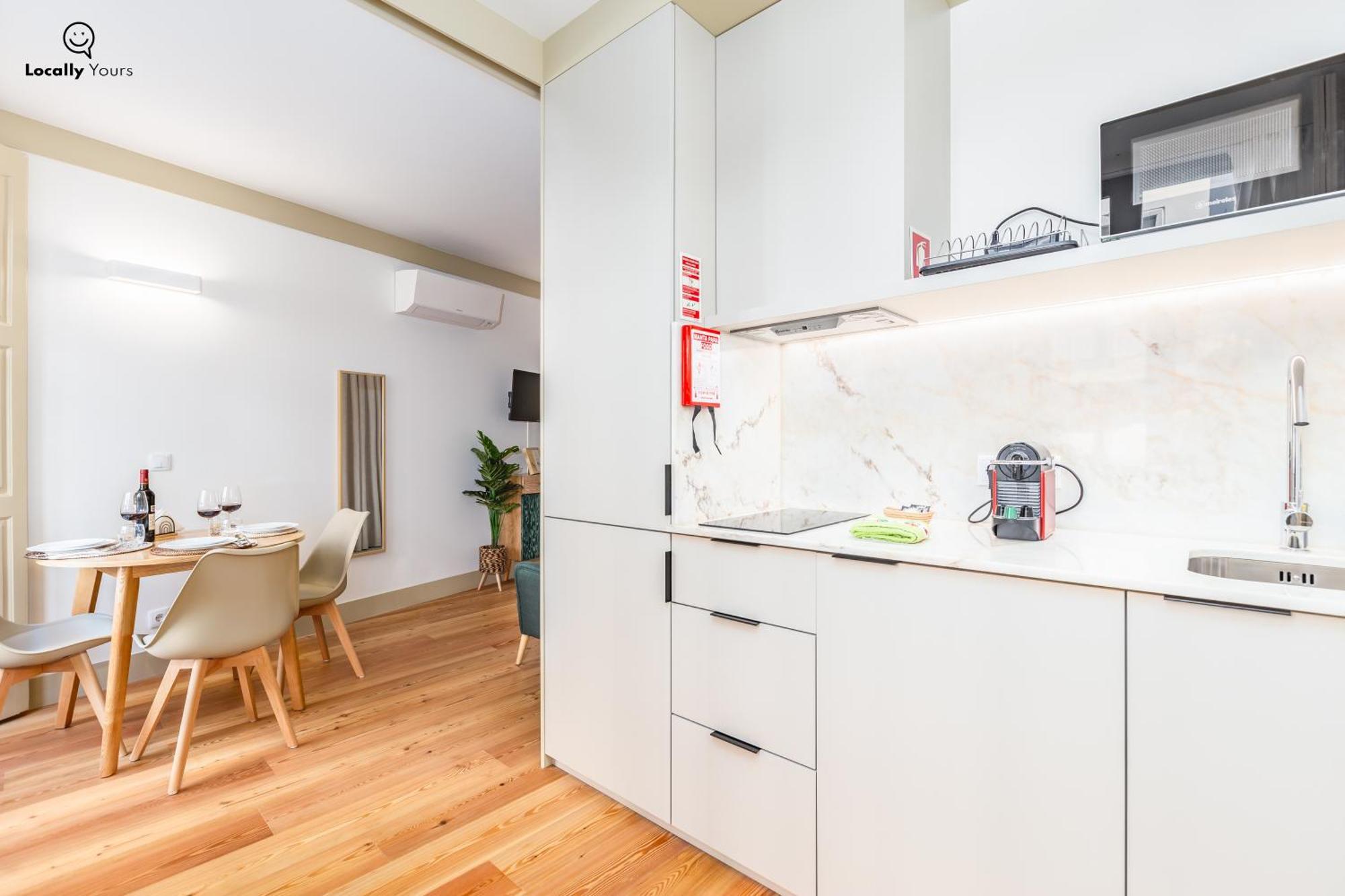Locally Yours Flores Appartement