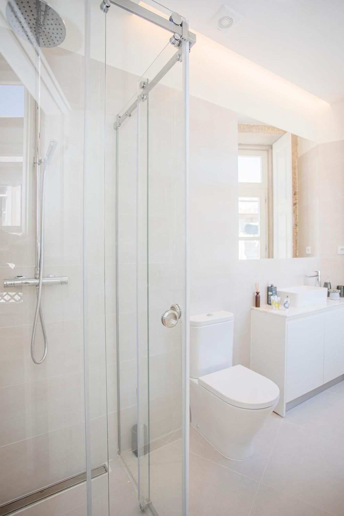 Liiiving In - Aliados Stone Appartement