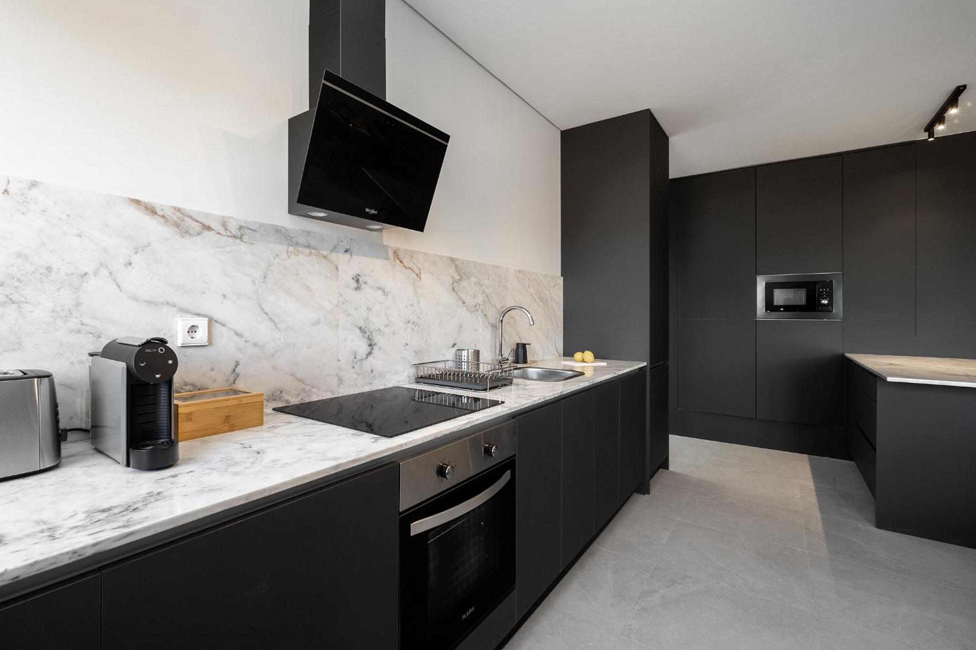 Whome Prime Portal To Your Gateway To Urban Wonders Apartment Porto