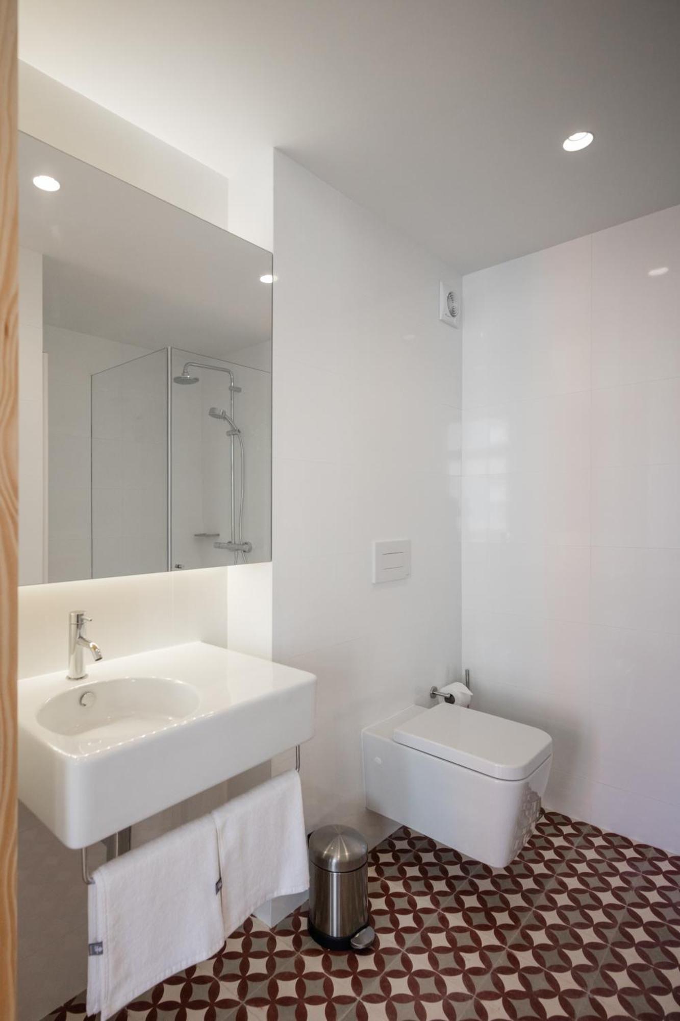 Baumhaus Serviced Living - Art & Design Porto