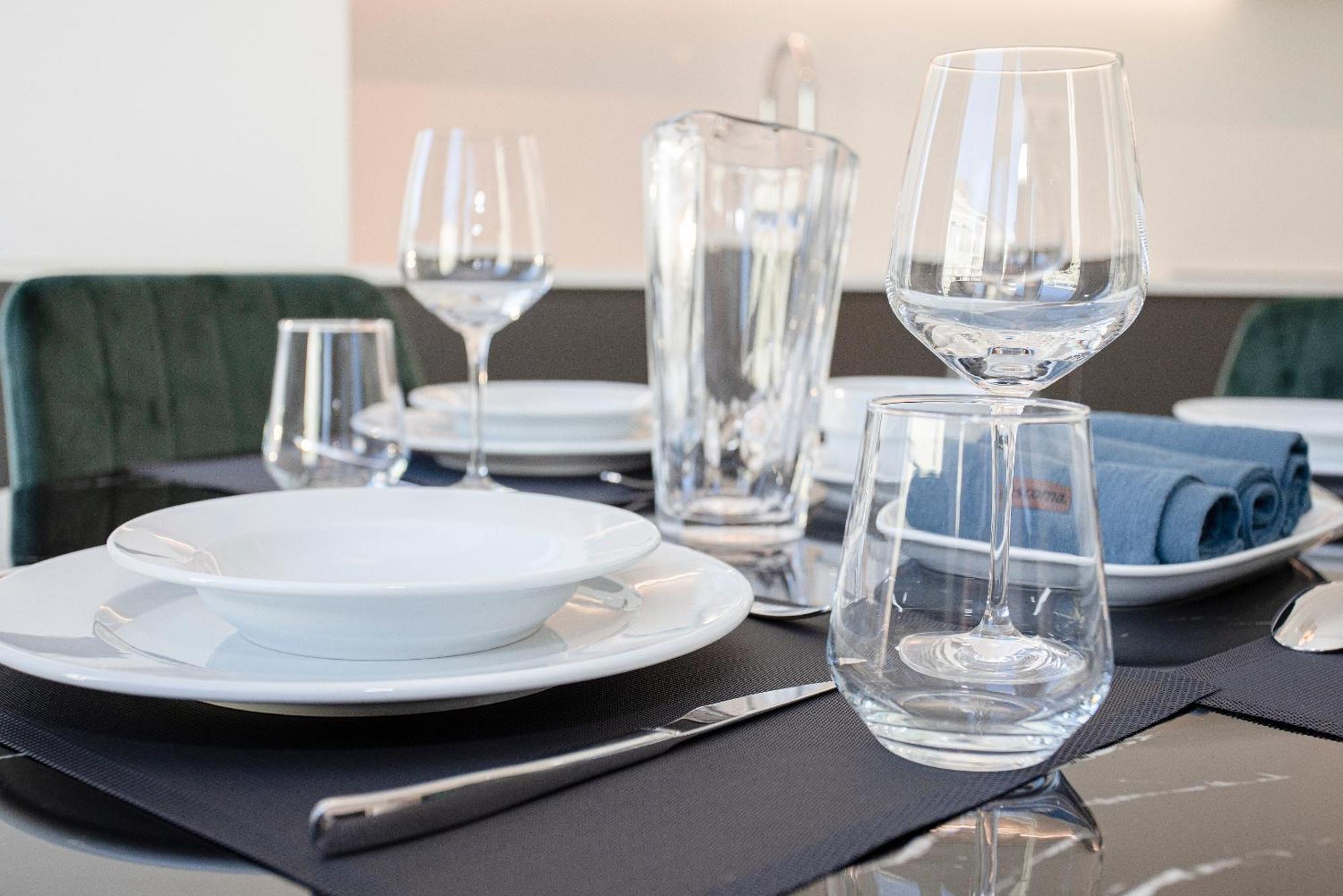 Liiiving In Porto-modern & Glam Rooftop * Porto