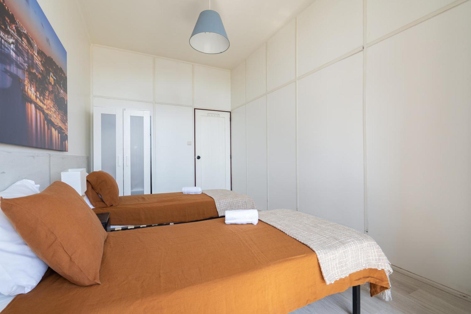 Host Wise - Cozy Sunny Flats - Ace Location Porto