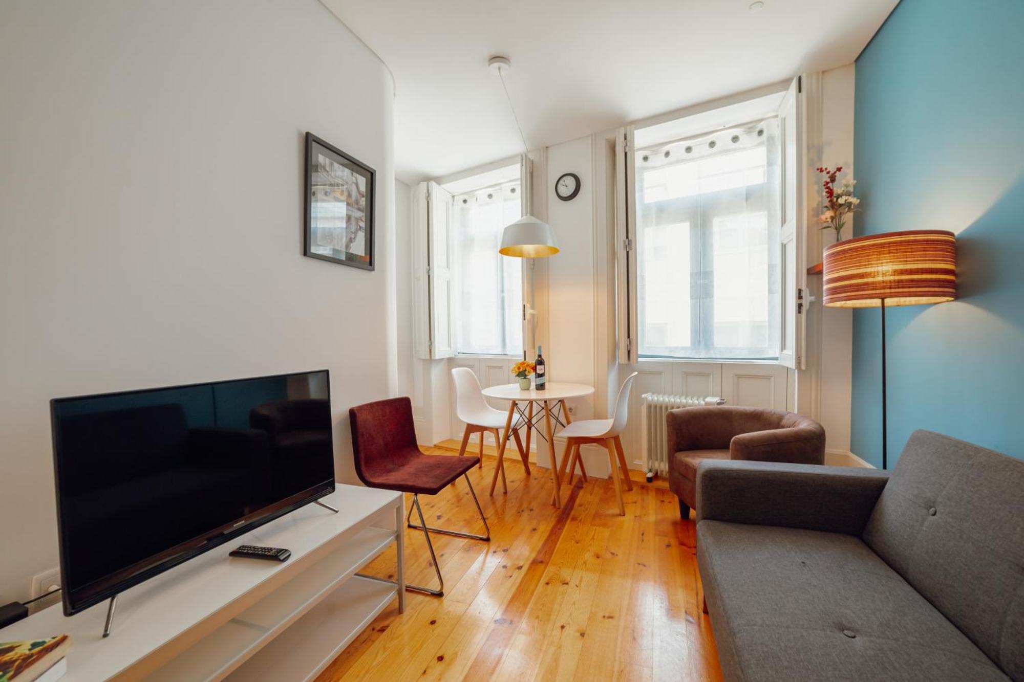 Apartment Downtown Charming By Vacationy *