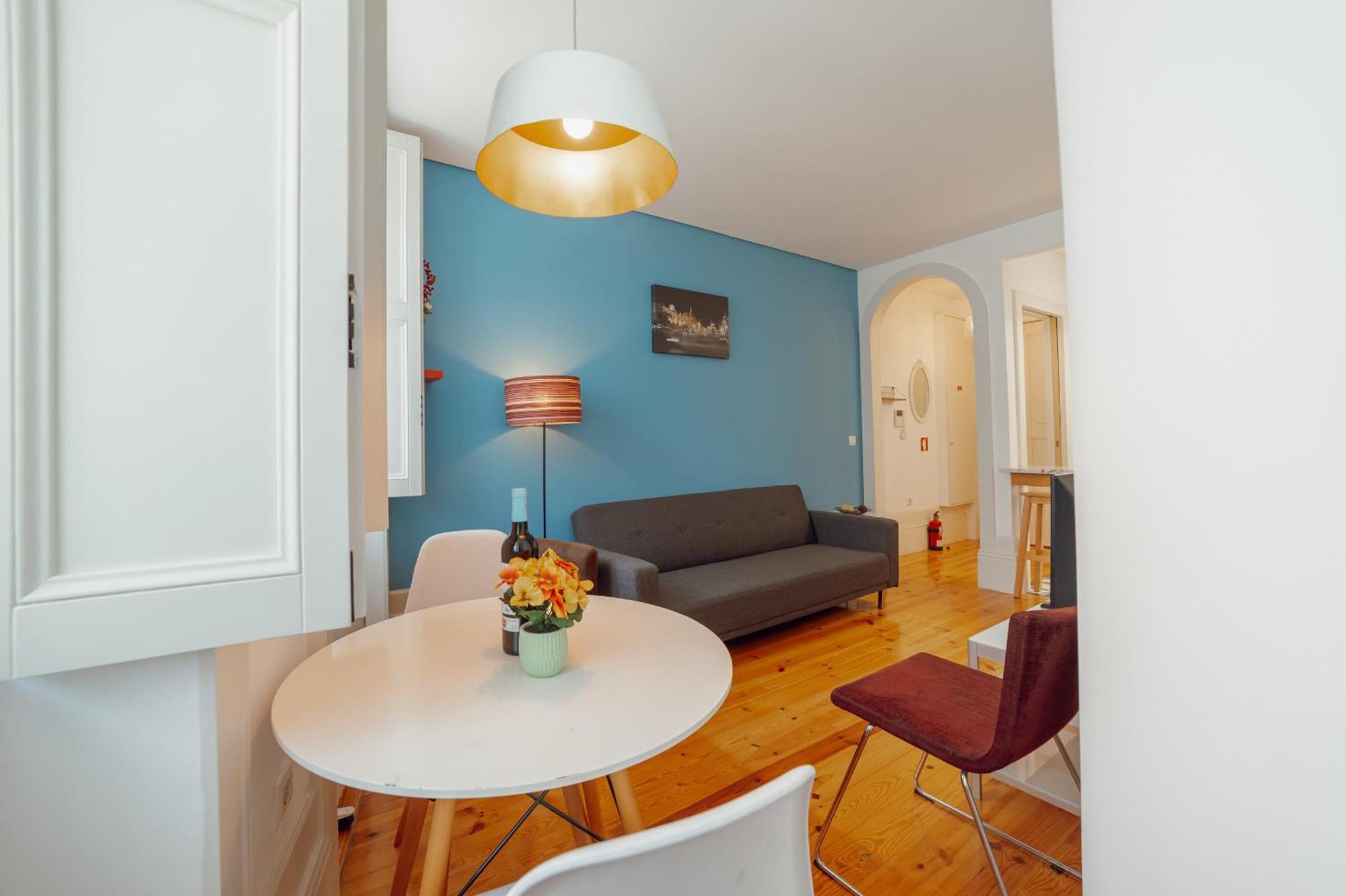 Apartment Downtown Charming By Vacationy