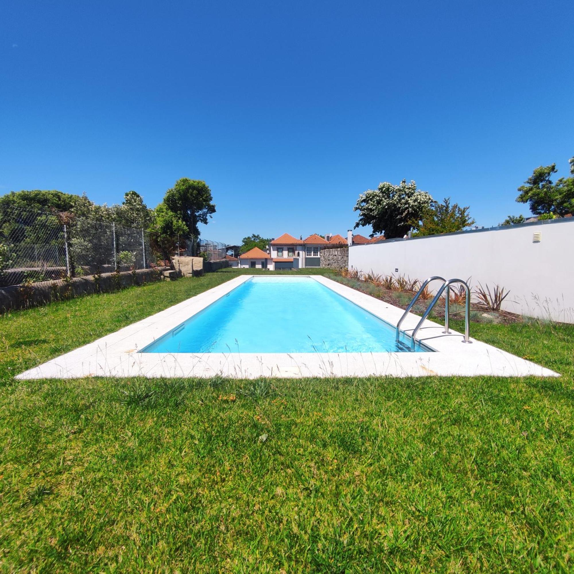 Retreat Pool&garden Porto