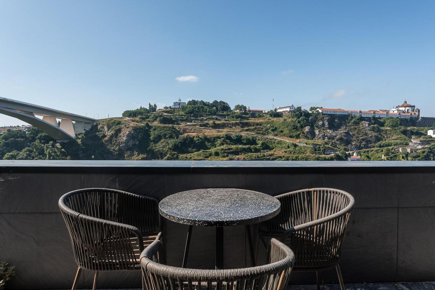 Guestready - An Urban Retreat With River View
