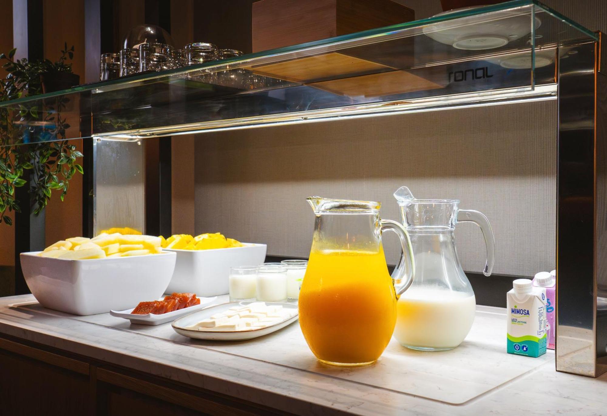 Hotel Acta The Clover