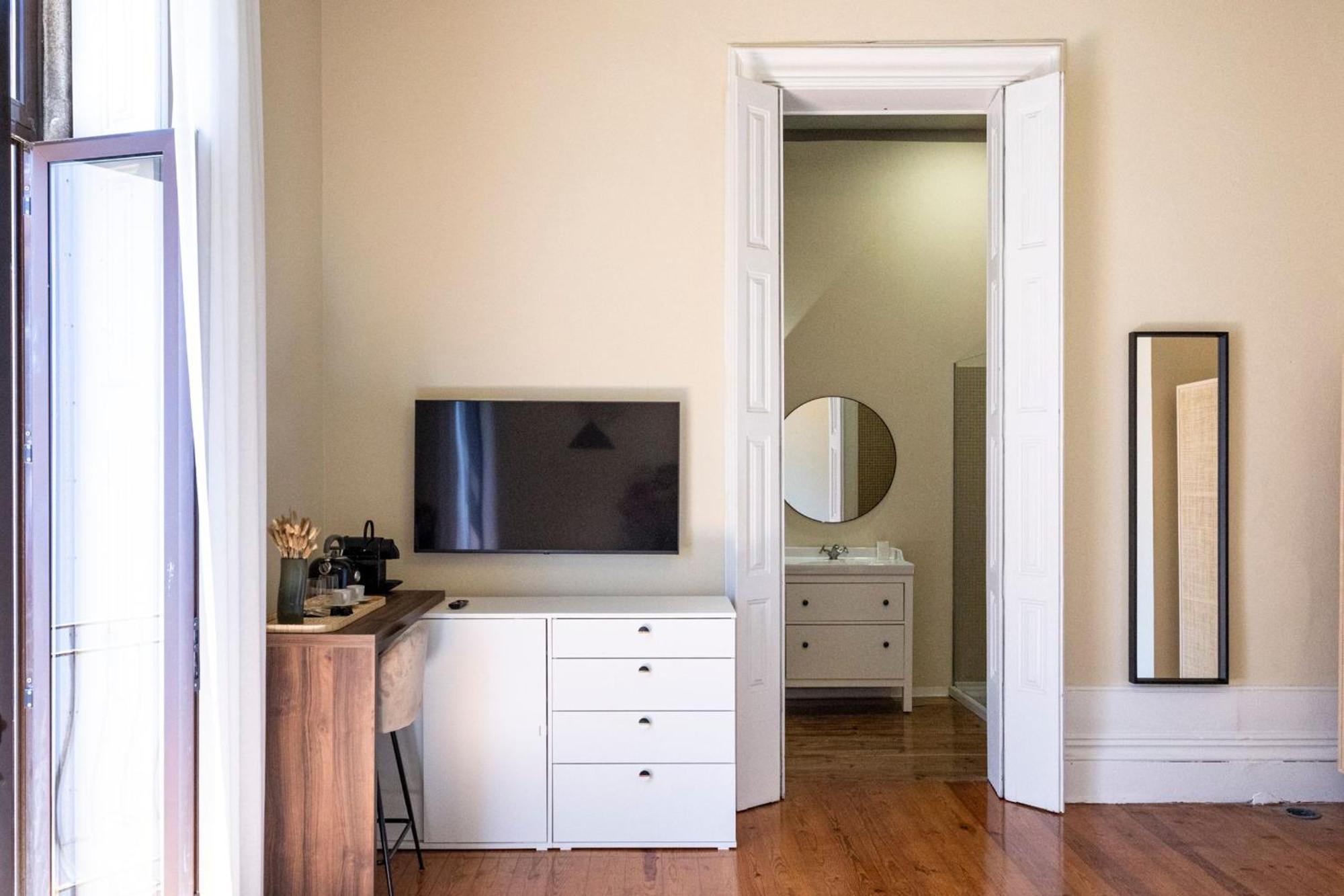 Bonjardim By Lovelystay Apartment