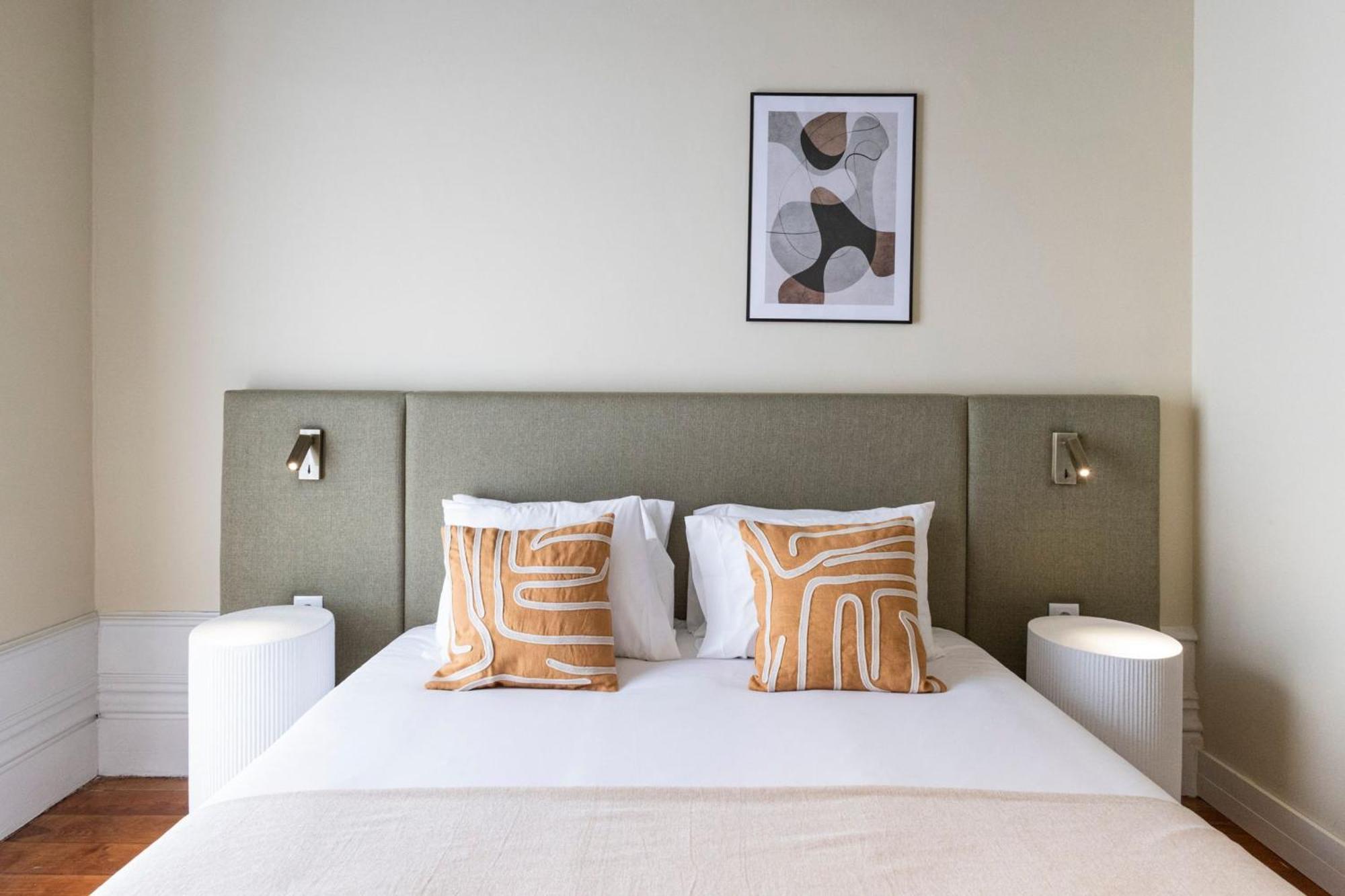 Apartment Bonjardim By Lovelystay