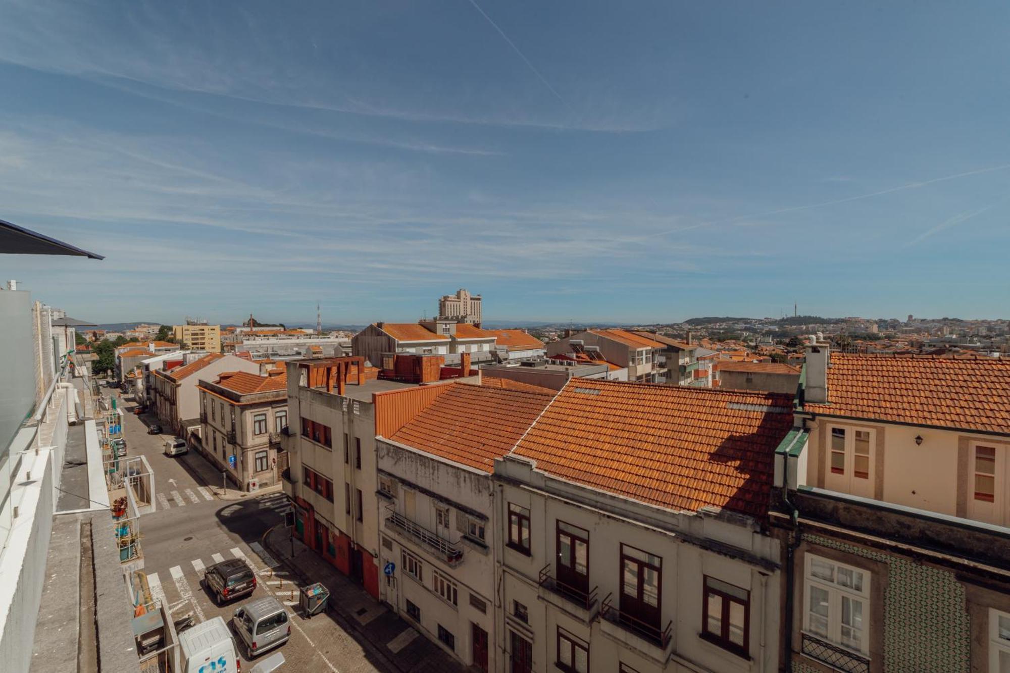 Apartment Panoramic Views With Terrace By Vacationy *