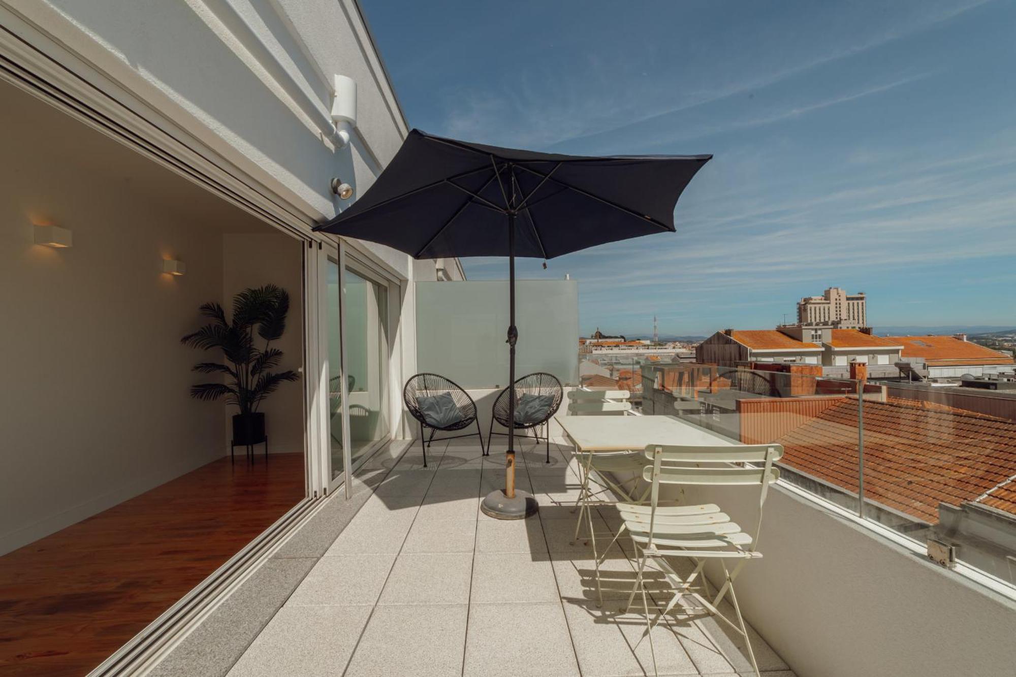 Panoramic Views With Terrace By Vacationy Apartment