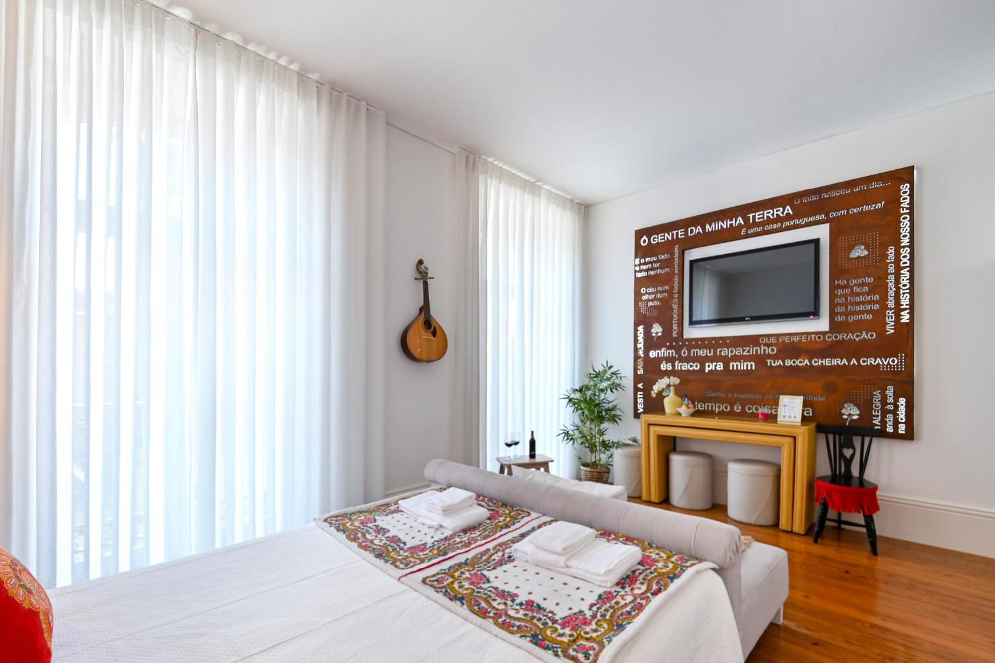 Almada Downtown Apartment Porto