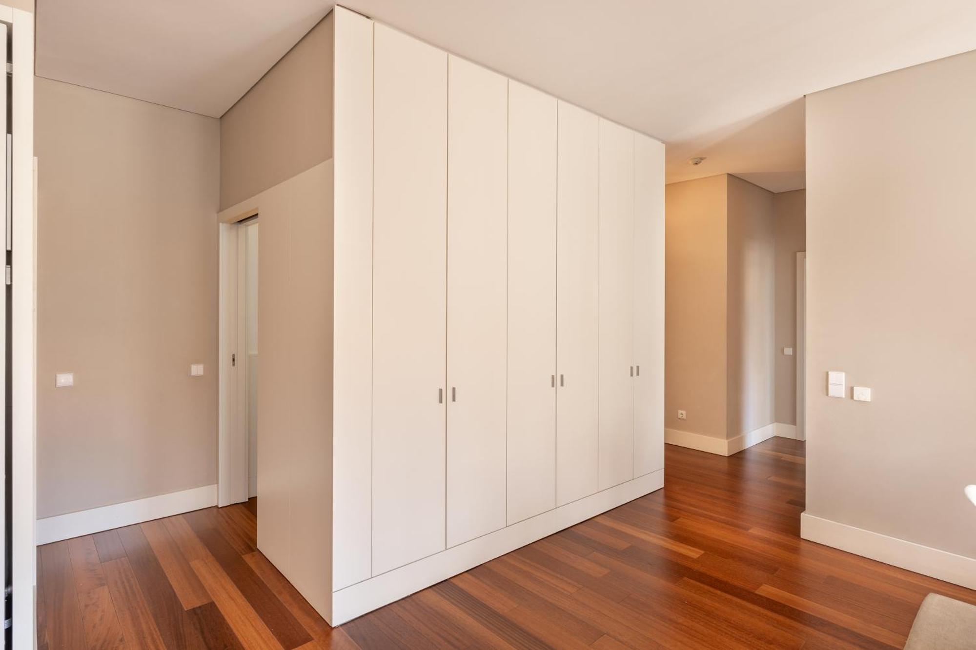 Viva Aliados Spacious & Bright Flat