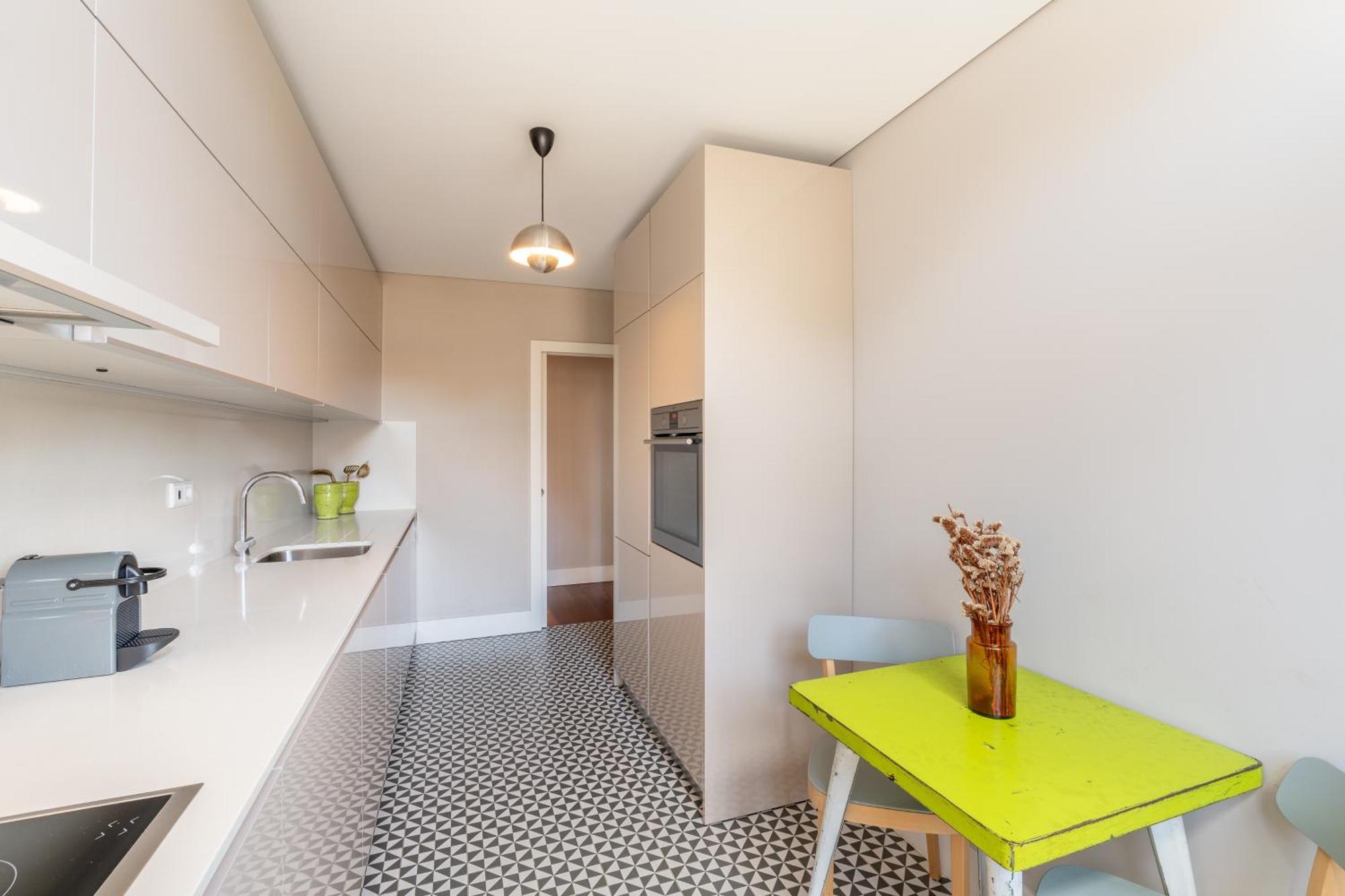 Apartment Viva Aliados Spacious & Bright Flat Porto